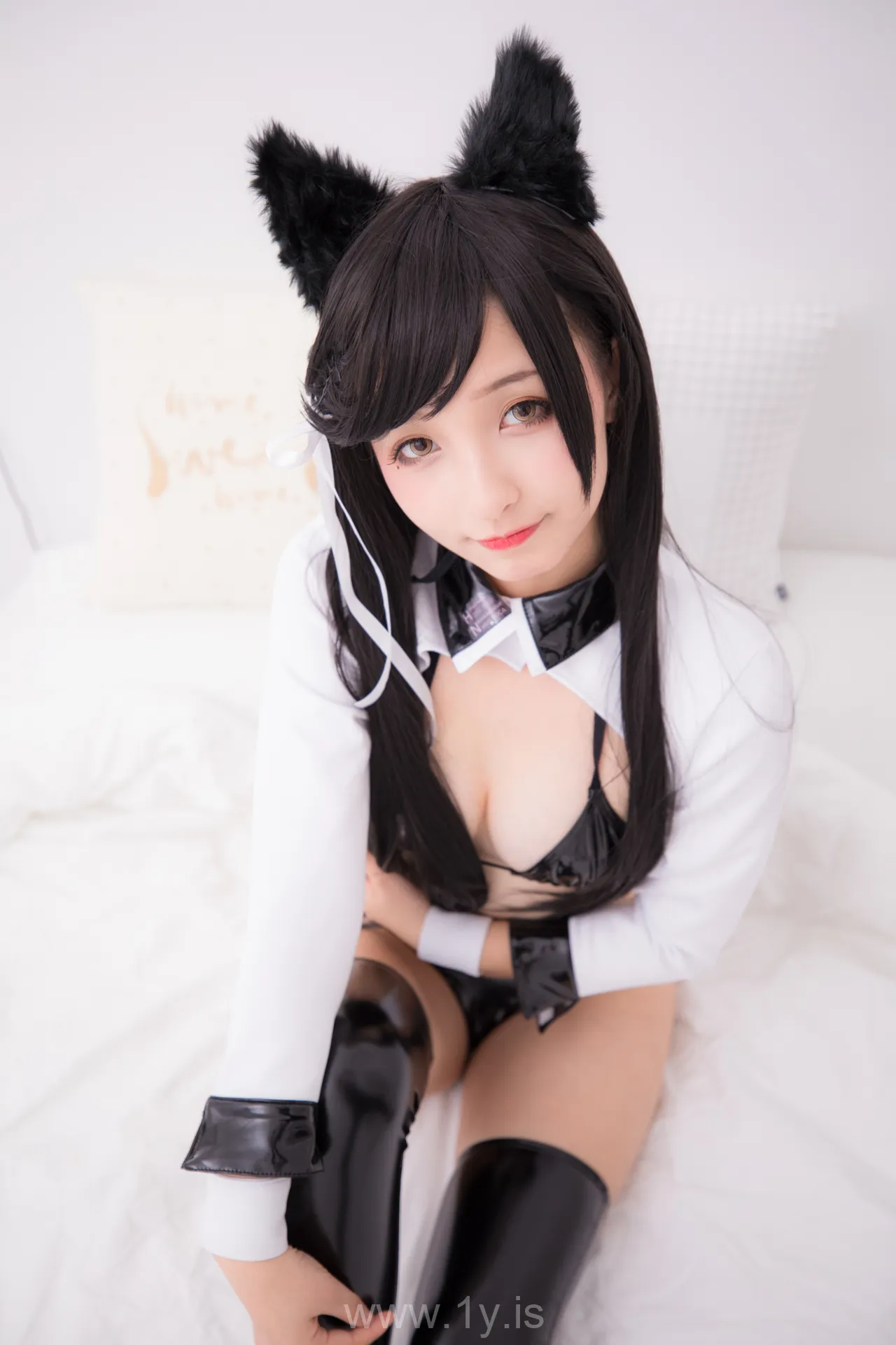 神楽坂真冬 VOL.040ATAGO-LATEXVER胶袜