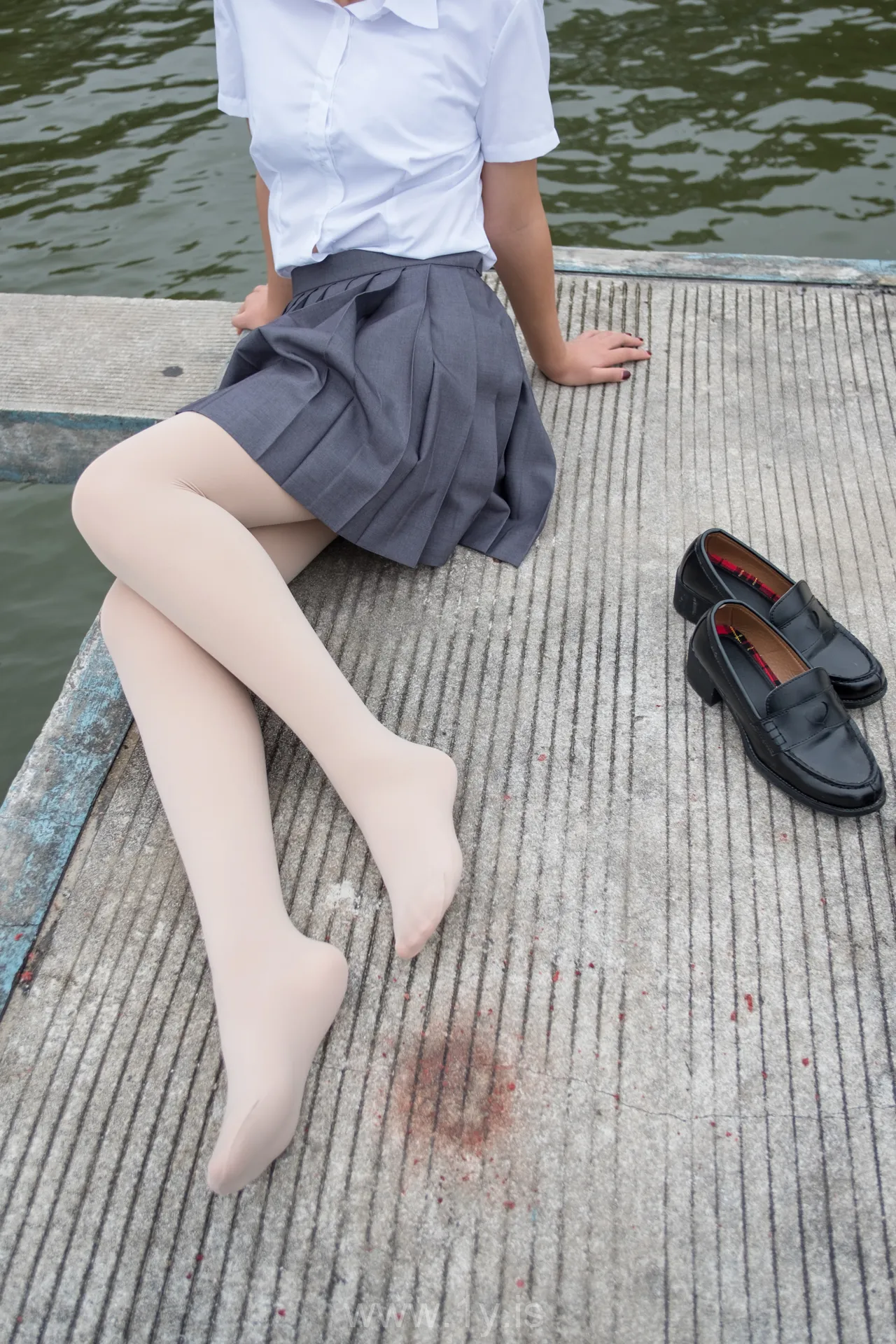 森萝财团 BETA-005 女生的白衬衣诱惑