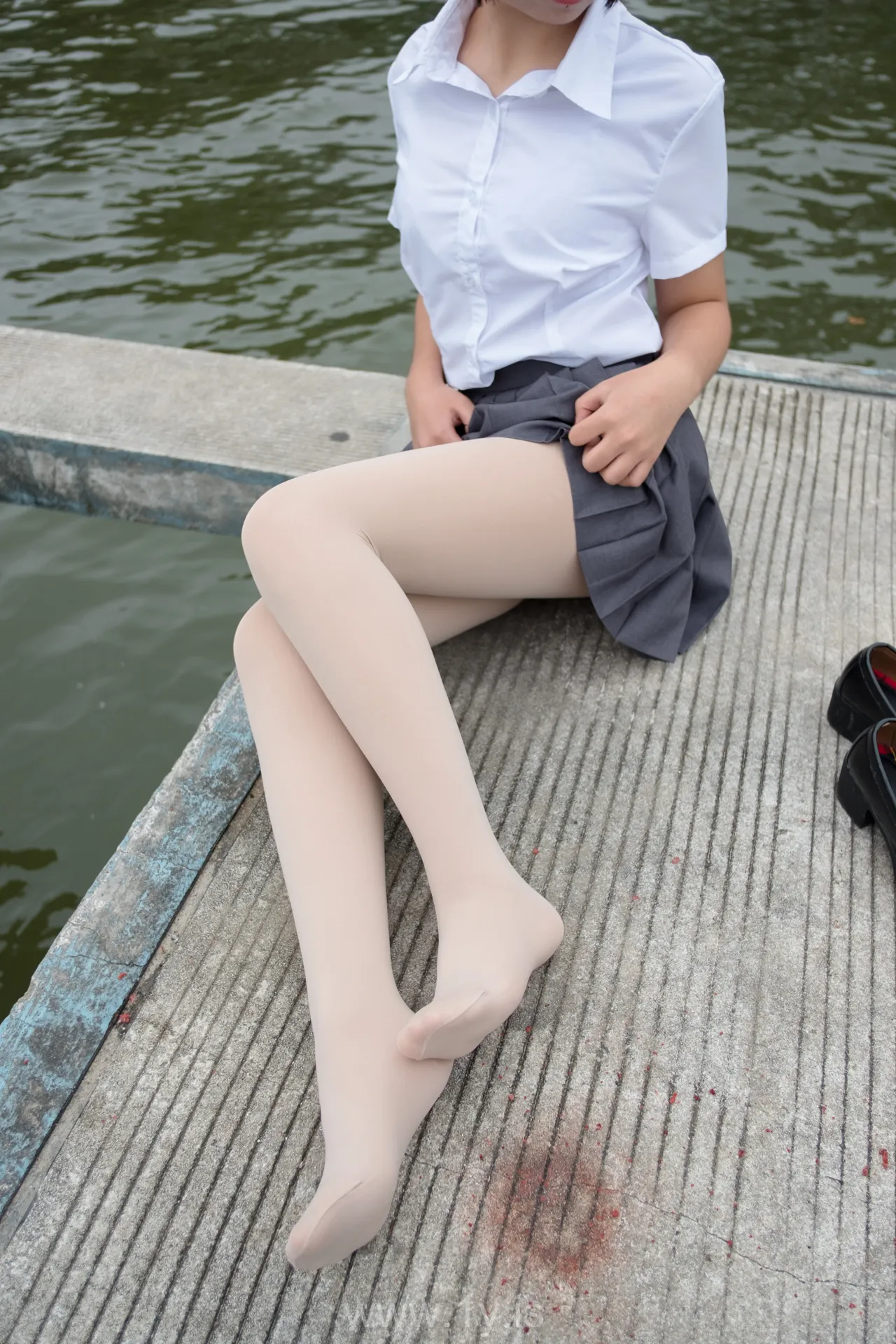 森萝财团 BETA-005 女生的白衬衣诱惑