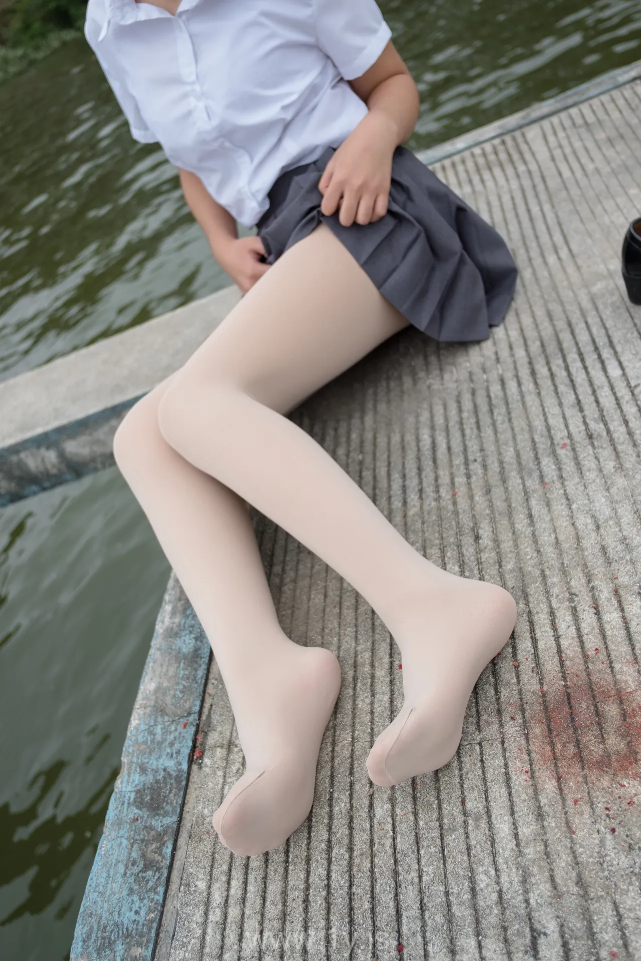 森萝财团 BETA-005 女生的白衬衣诱惑