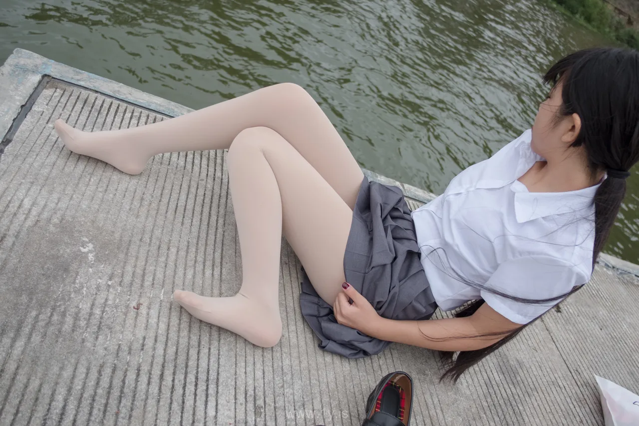 森萝财团 BETA-005 女生的白衬衣诱惑