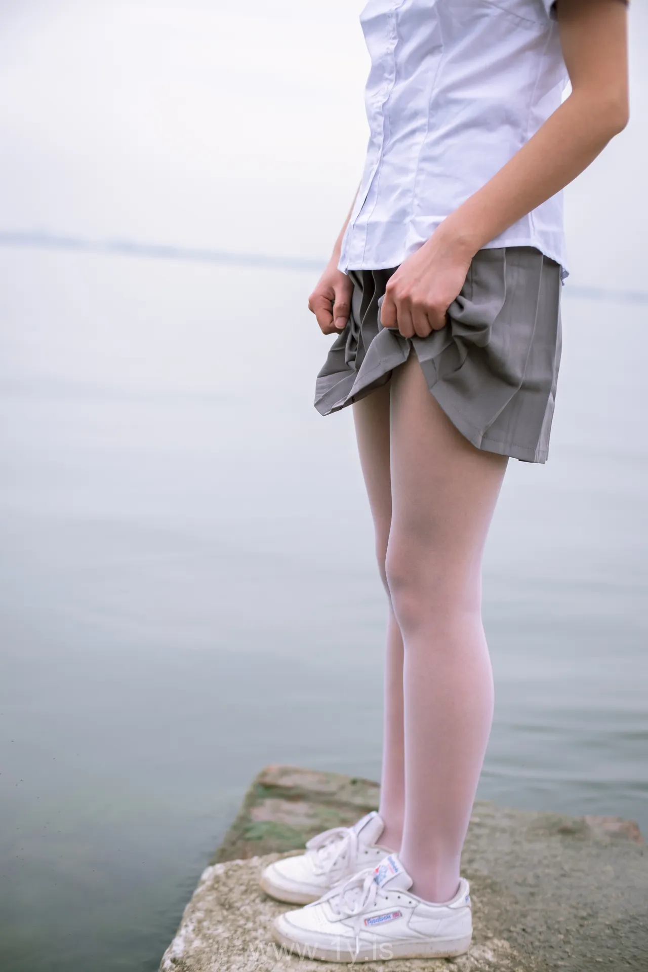 森萝财团 BETA-014 学生妹的外拍写真