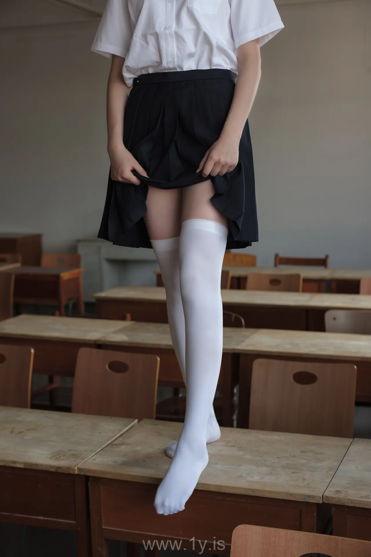 森萝财团 BETA-022 教室里的JK白丝少女