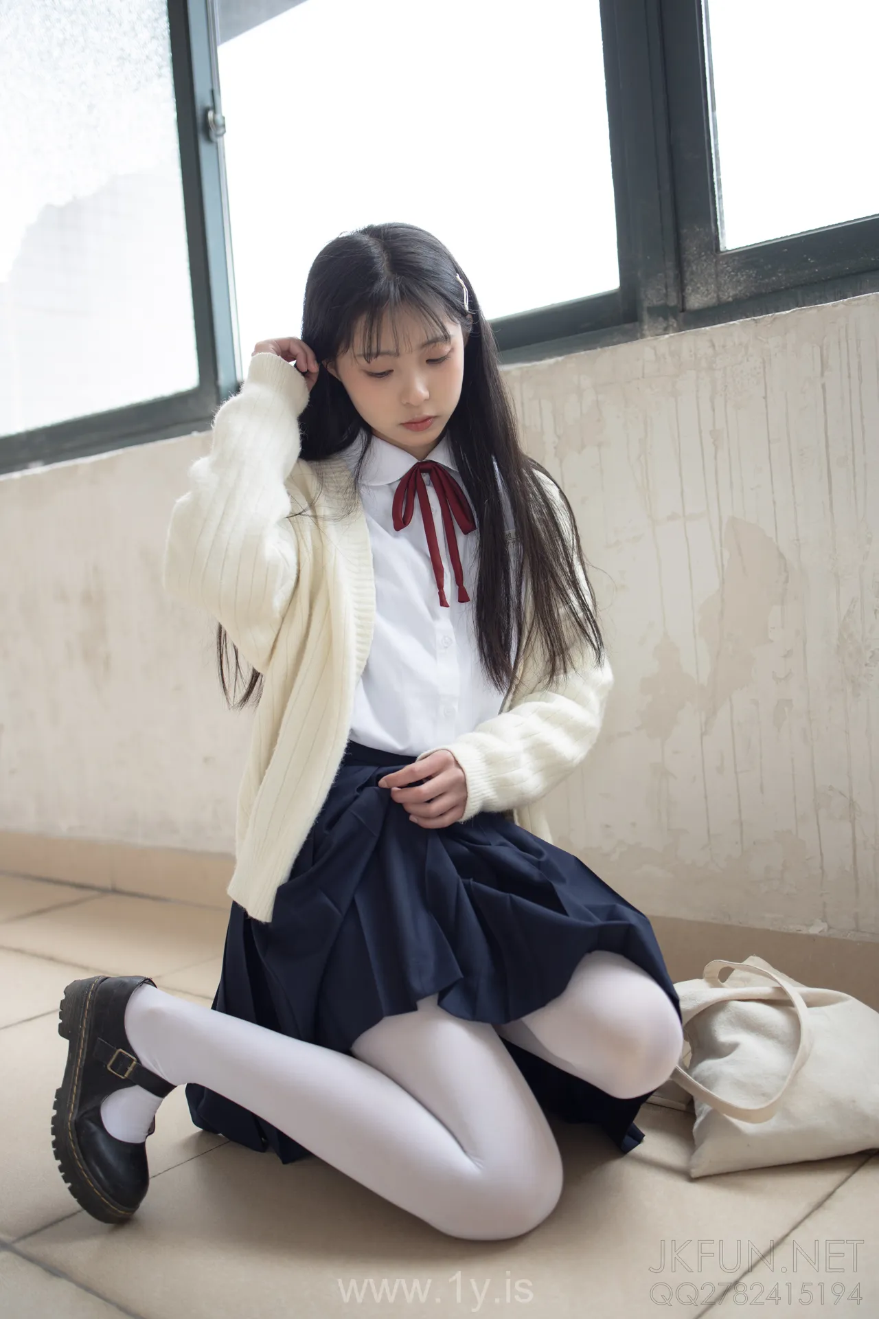 森萝财团 JKFUN-001 甜米纯纯的白丝学妹