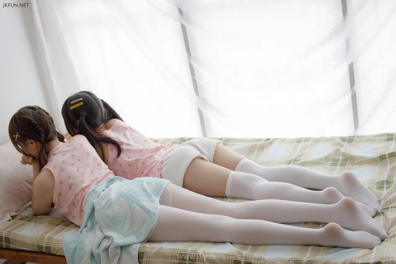 森萝财团 JKFUN-015 默陌+AIKA-甜心闺蜜白丝