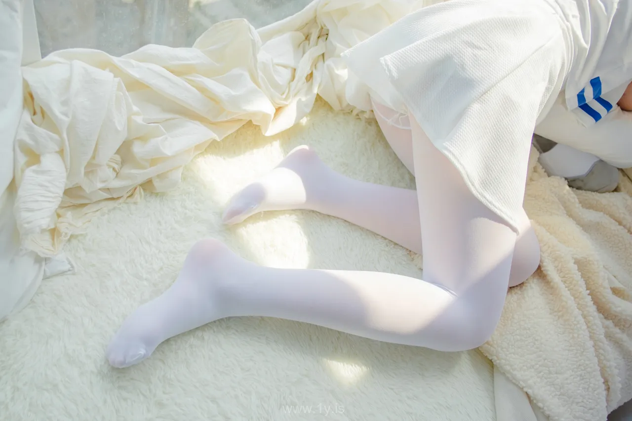 森萝财团 R15-004 纯白之恋