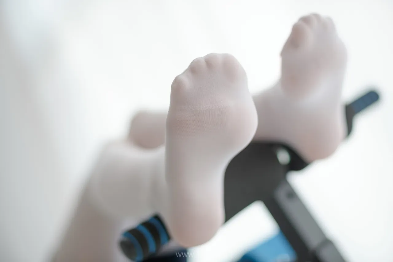 森萝财团 R15-013 白丝运动少女