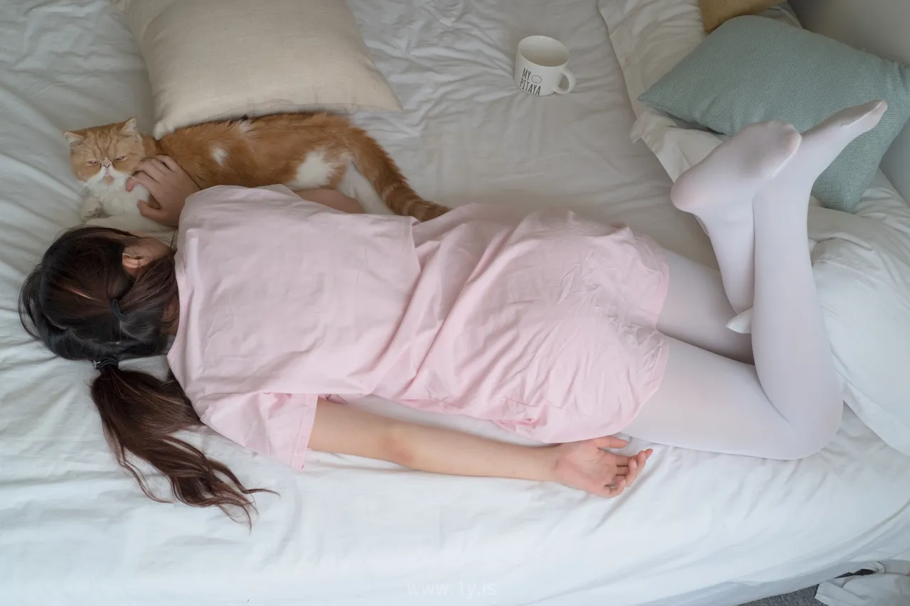 森萝财团 R15-035 粉红少女白丝美足