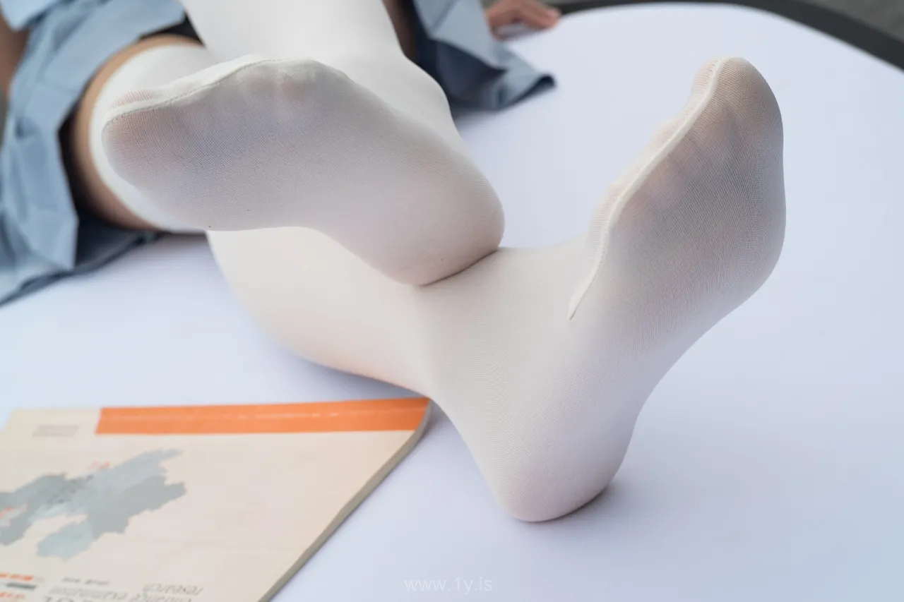 森萝财团 R15-036 白丝高考学妹