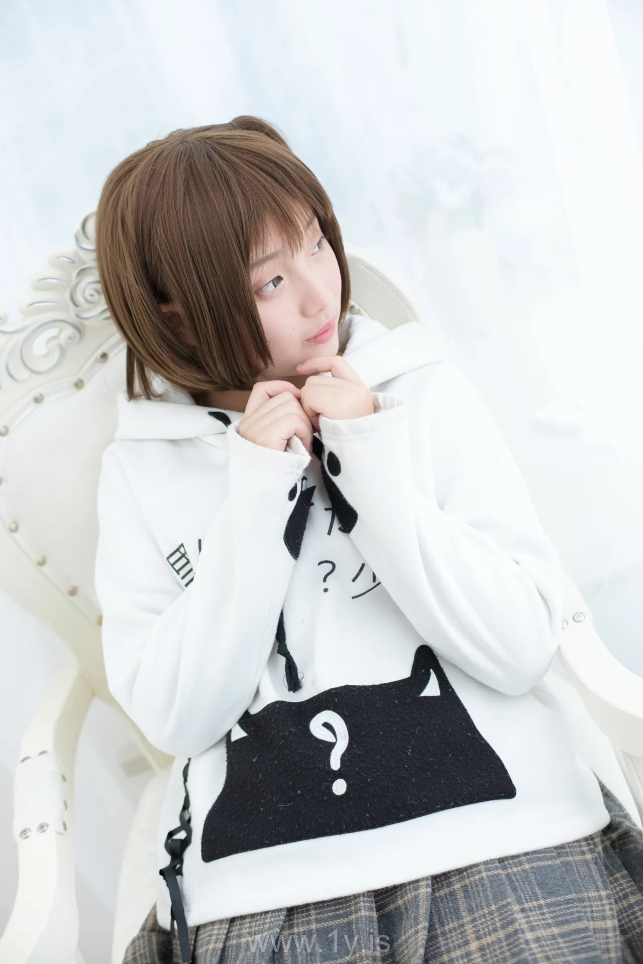 森萝财团 R15-050 黑白少女