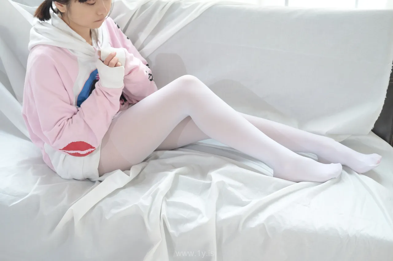 森萝财团 X-009 粉嫩粉嫩的丝秀