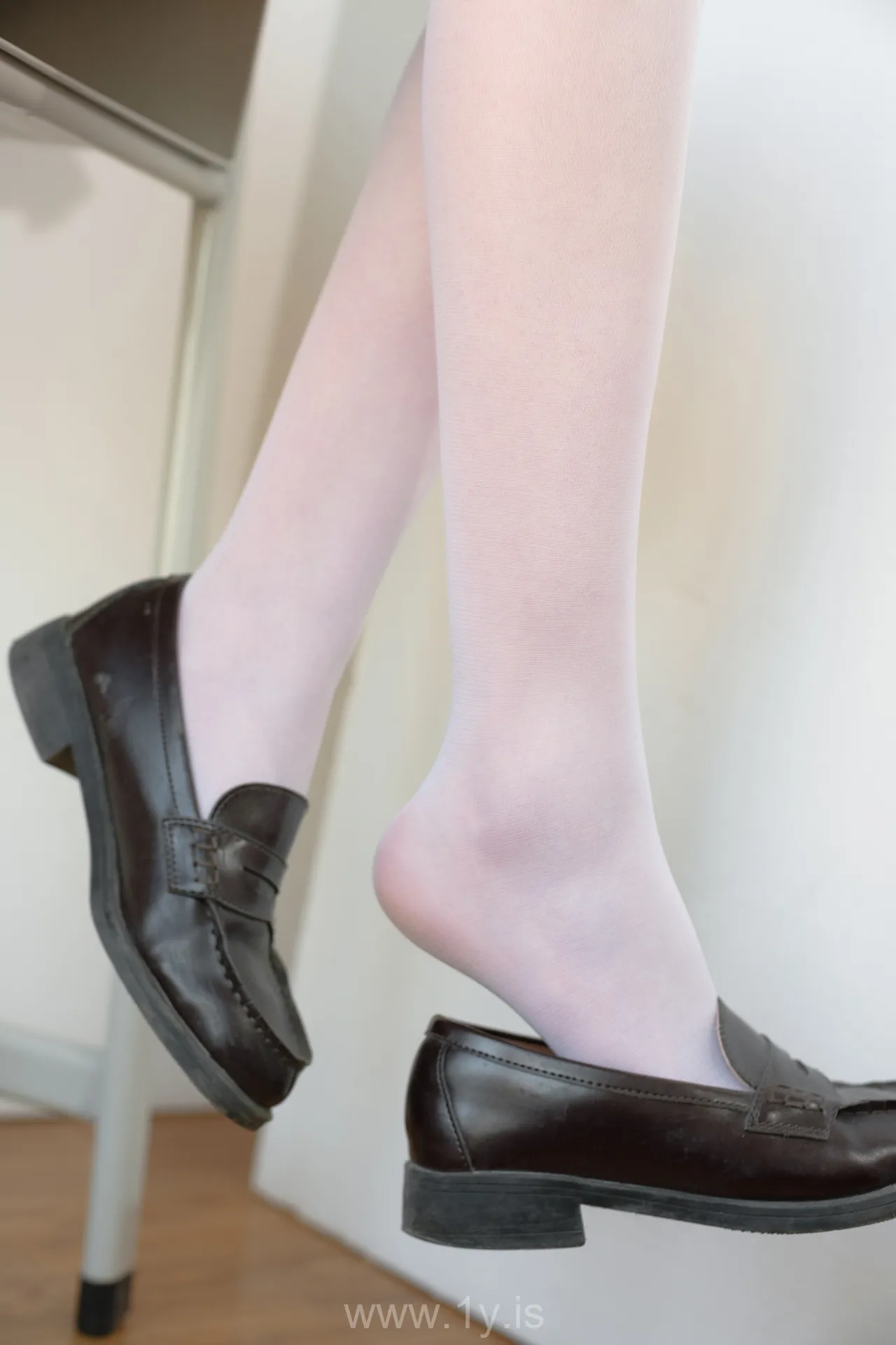 森萝财团 X-010 SSR JK校服白丝