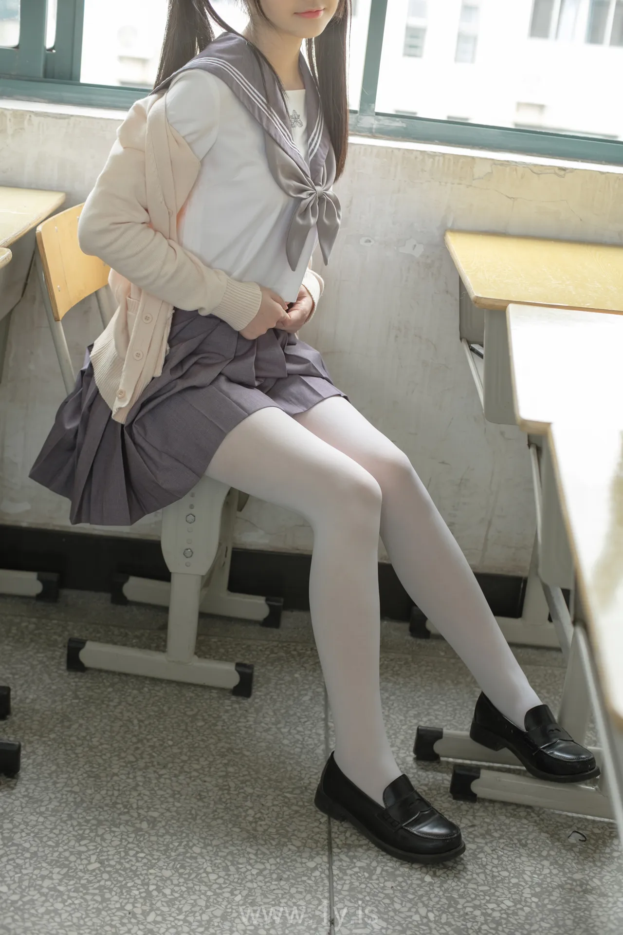 森萝财团 X-017 JK校服白丝