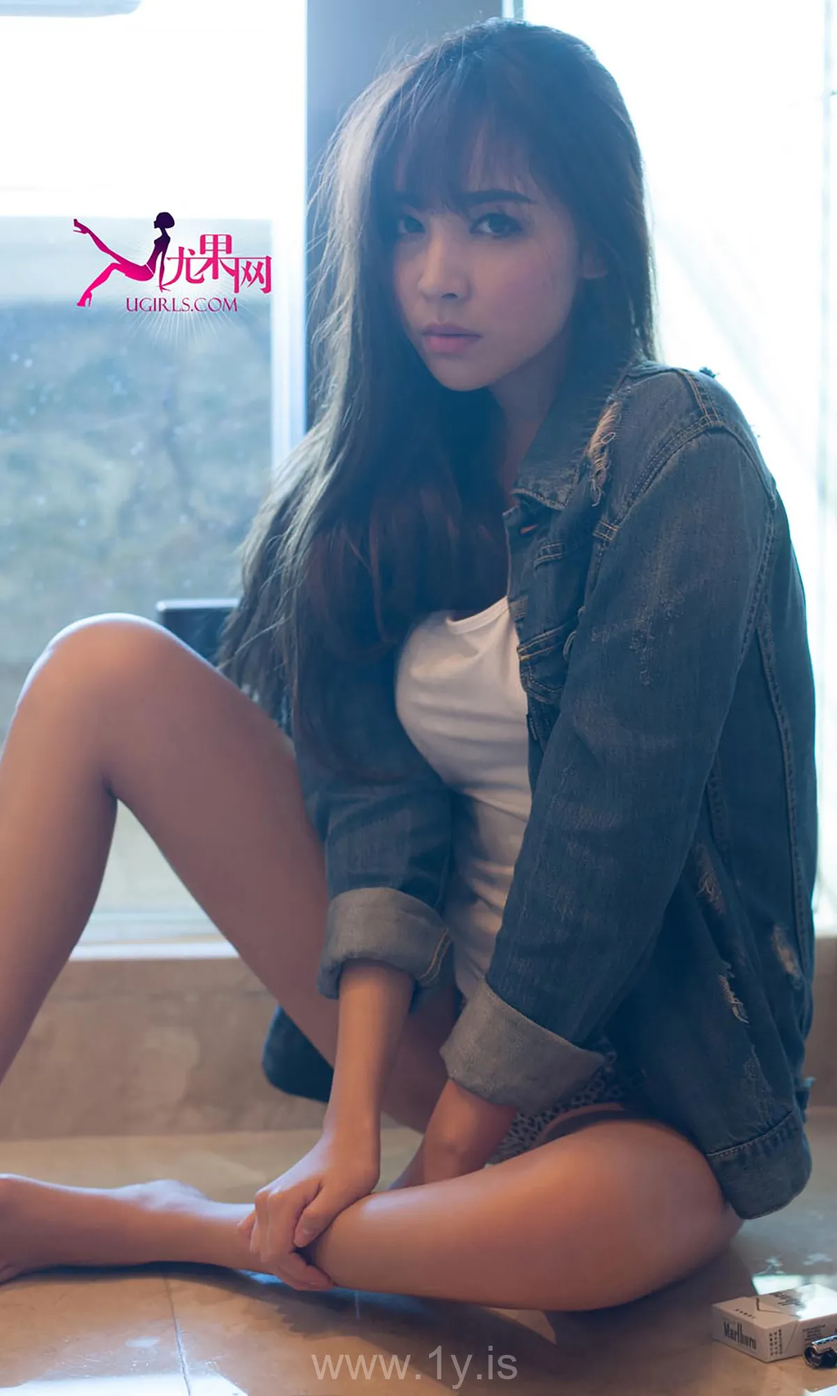 UGIRLS NO.135 Cute & Fashionable Chinese Hottie ANNA张译文姐姐妹妹站起来