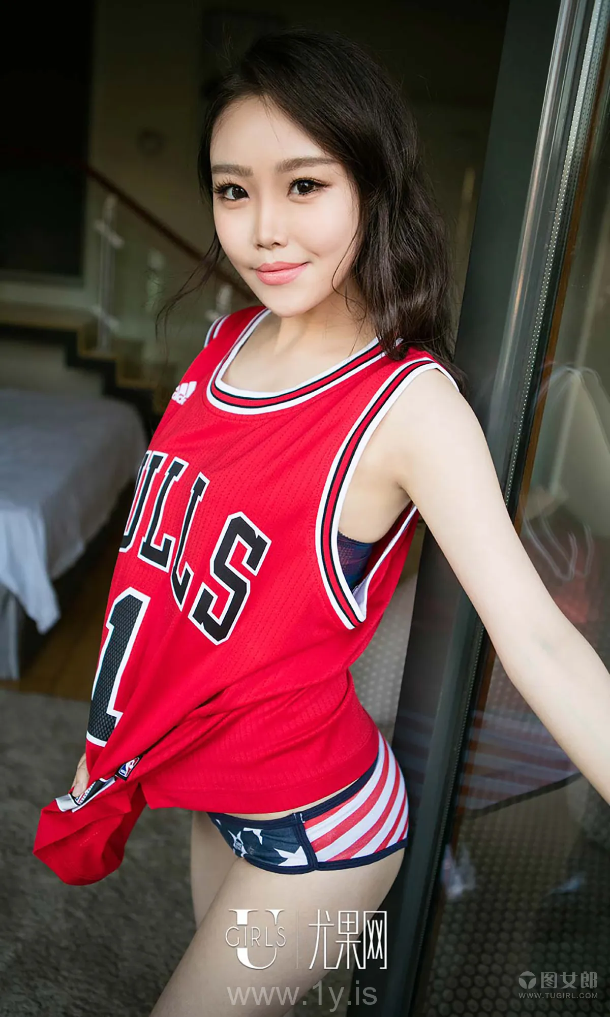 UGIRLS NO.367 Stylish Chinese Cougar 李姊乐我爱你520