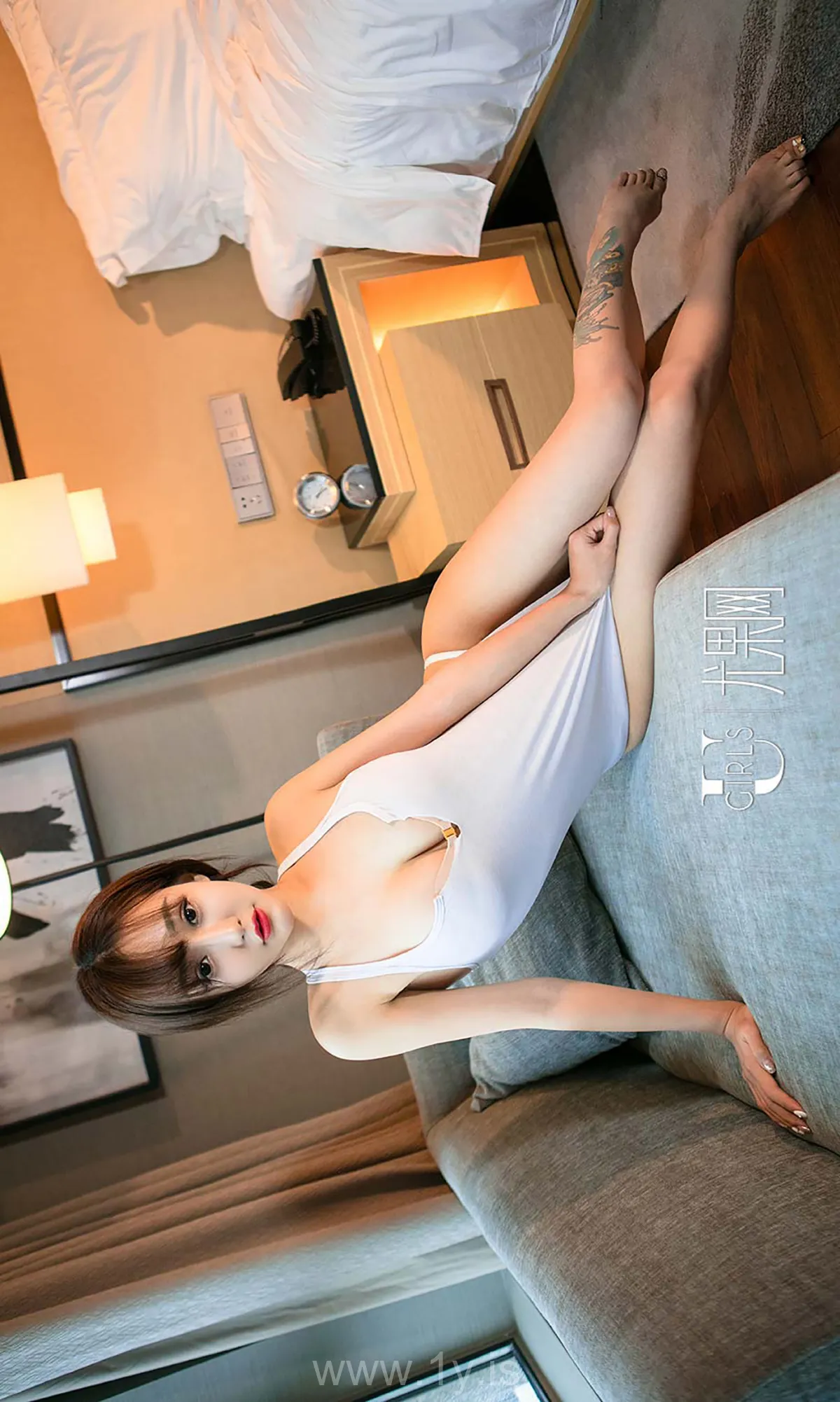 UGIRLS NO.474 Knockout Chinese Cougar 小籼女顾籼