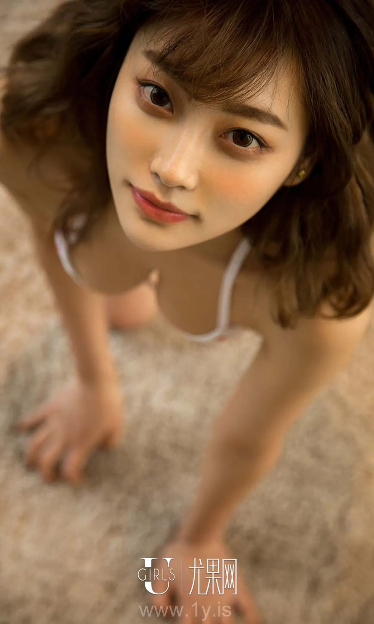 UGIRLS NO.535 Adorable Chinese Women 杨晨晨_晨间雨露