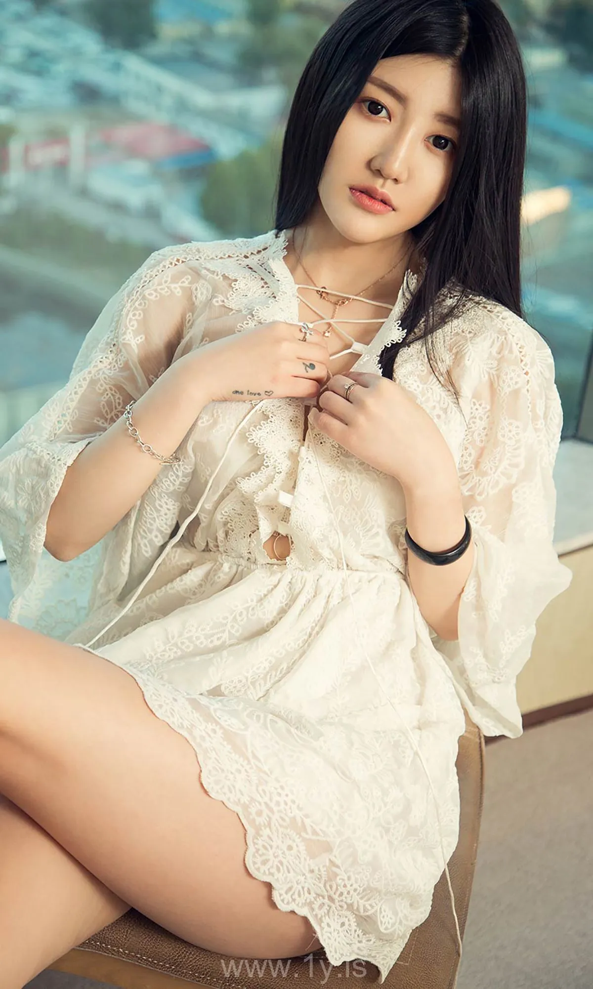 UGIRLS NO.581 Breathtaking & Slender Chinese Chick 晓曦《曦望》