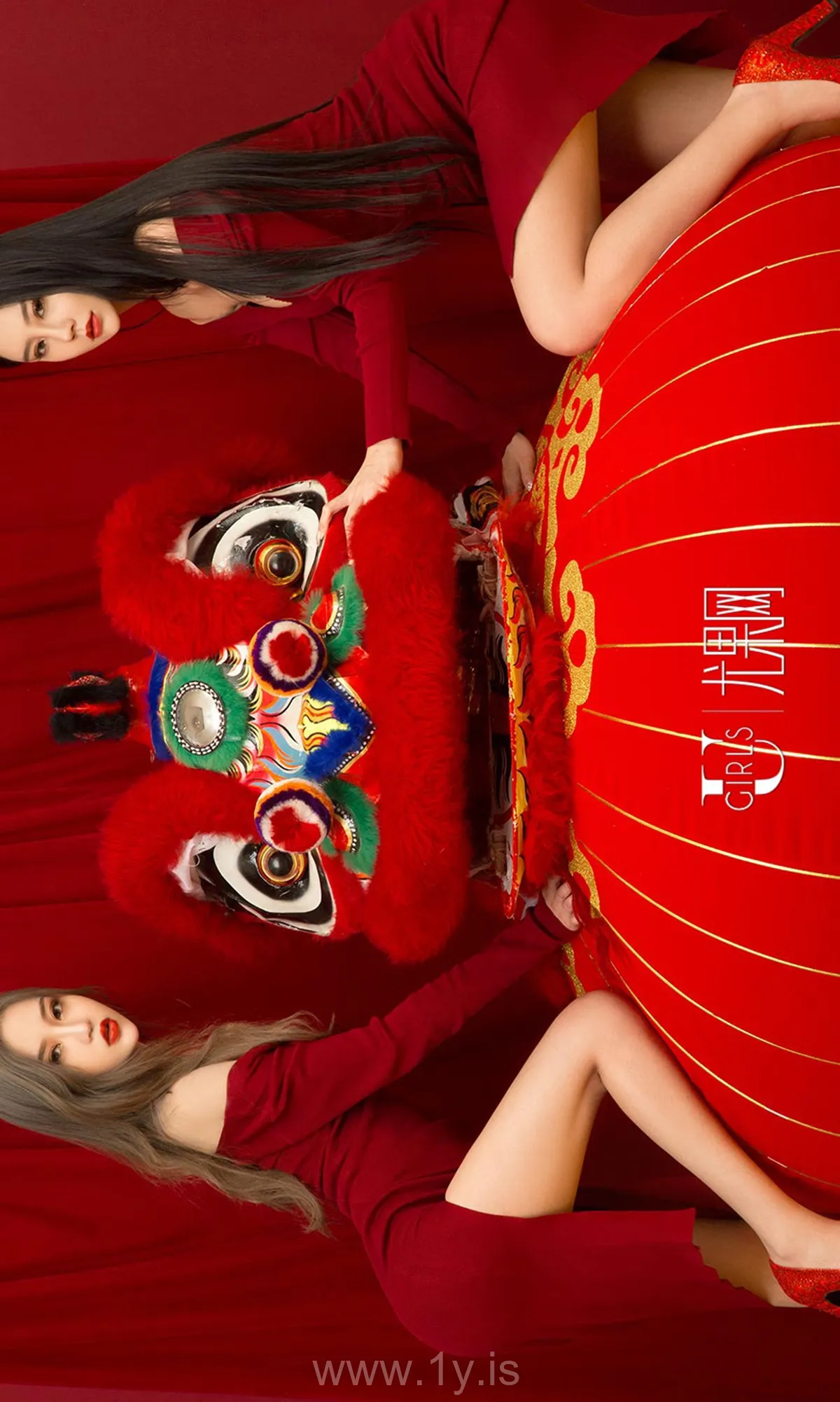 UGIRLS NO.620 Extraordinary & Well Done Chinese Teen 宁然&Mikka&施诗