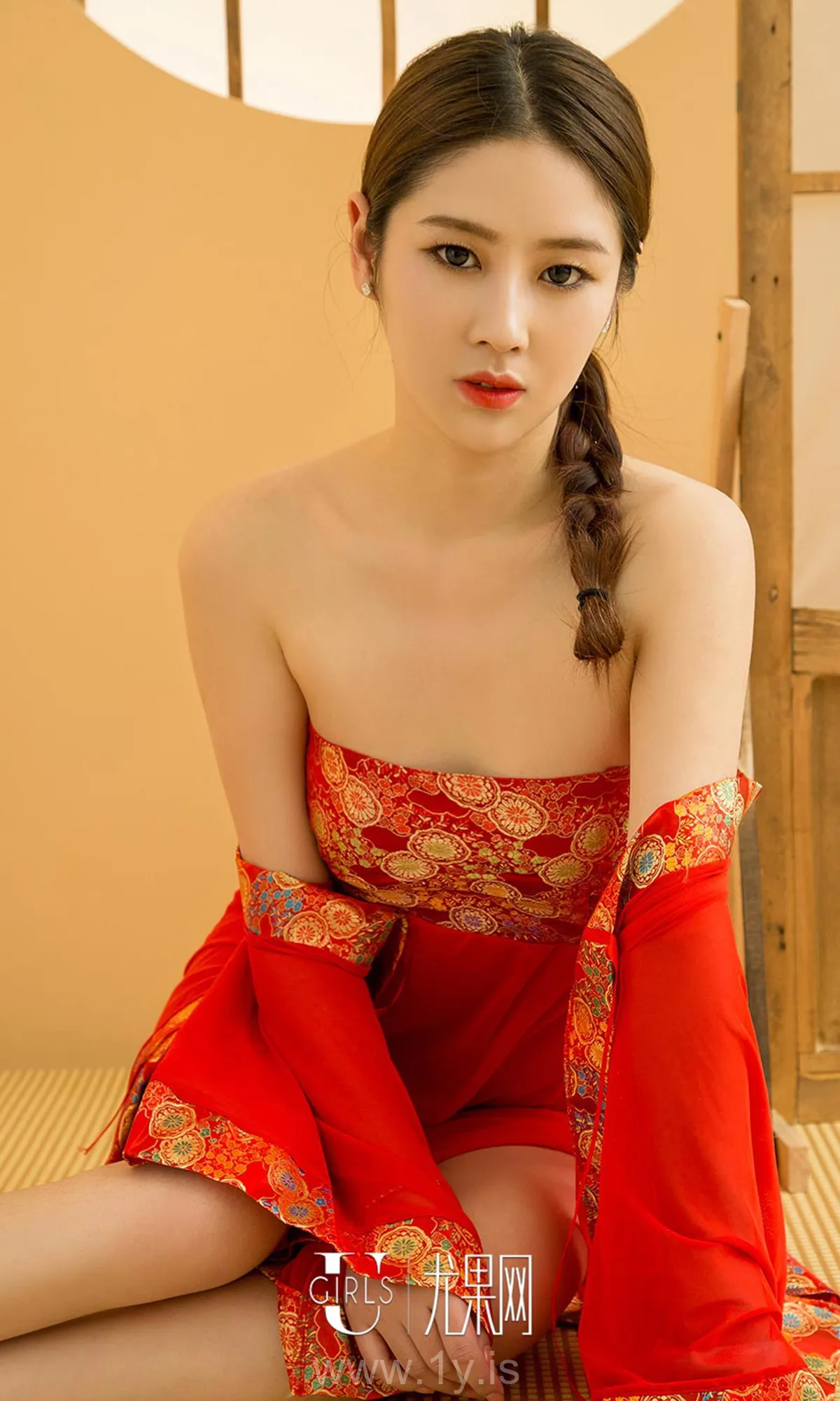 UGIRLS NO.637 Elegant Chinese Beauty 果香四溢