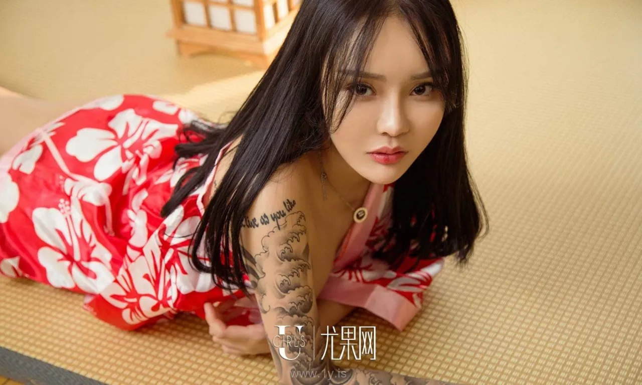UGIRLS NO.662 Sexy & Good-looking Chinese Peri 妥妥