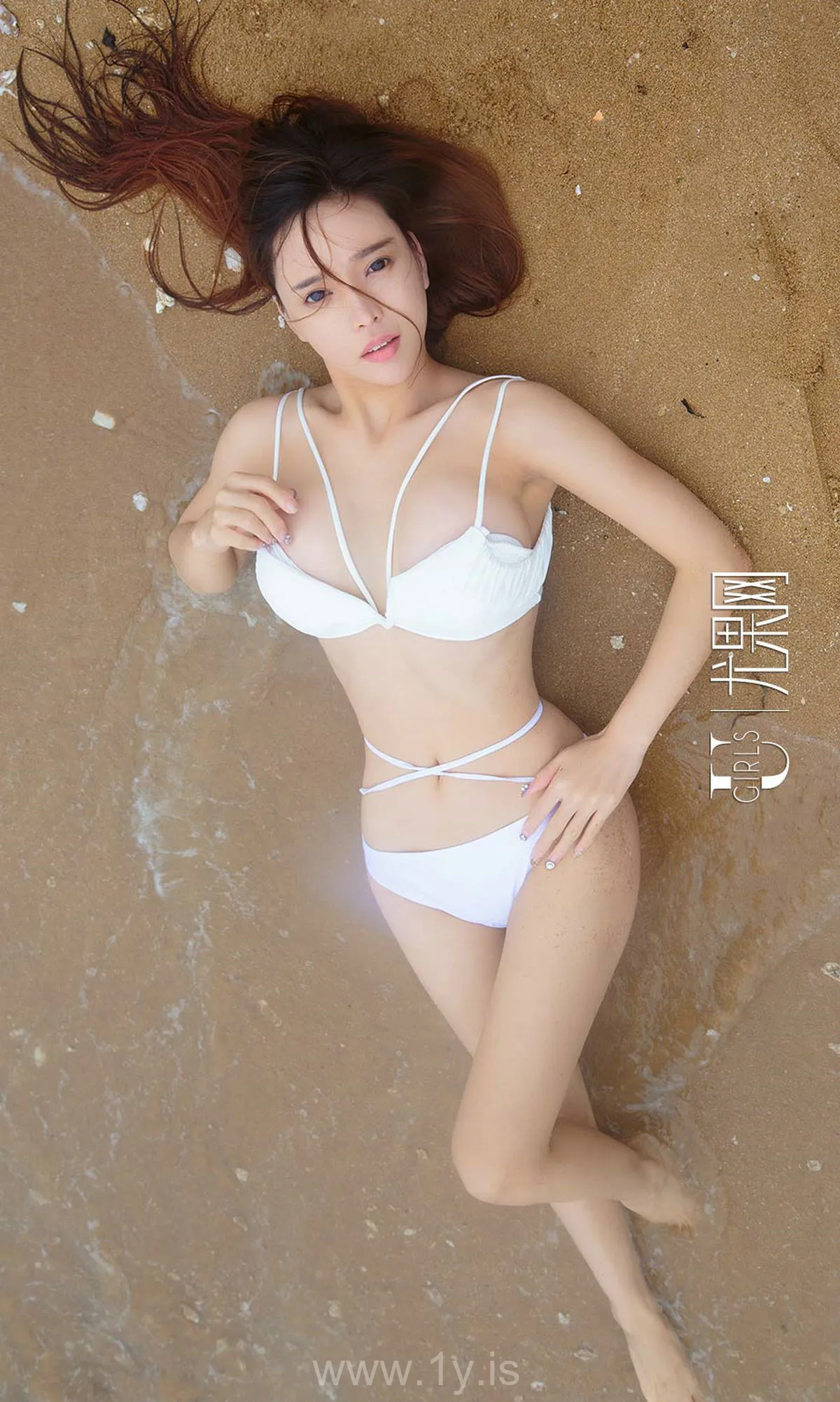 UGIRLS NO.857 Decent & Appealing Chinese Babe 艾小青