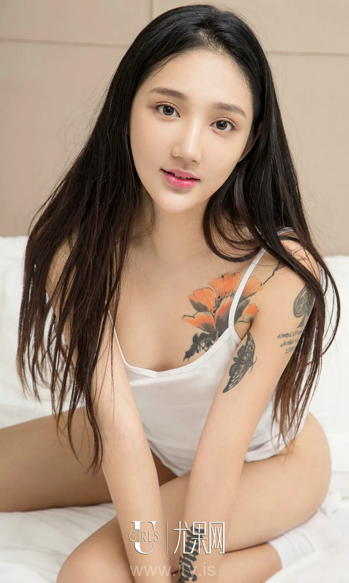 UGIRLS NO.860 Appealing Chinese Teen 唐璐