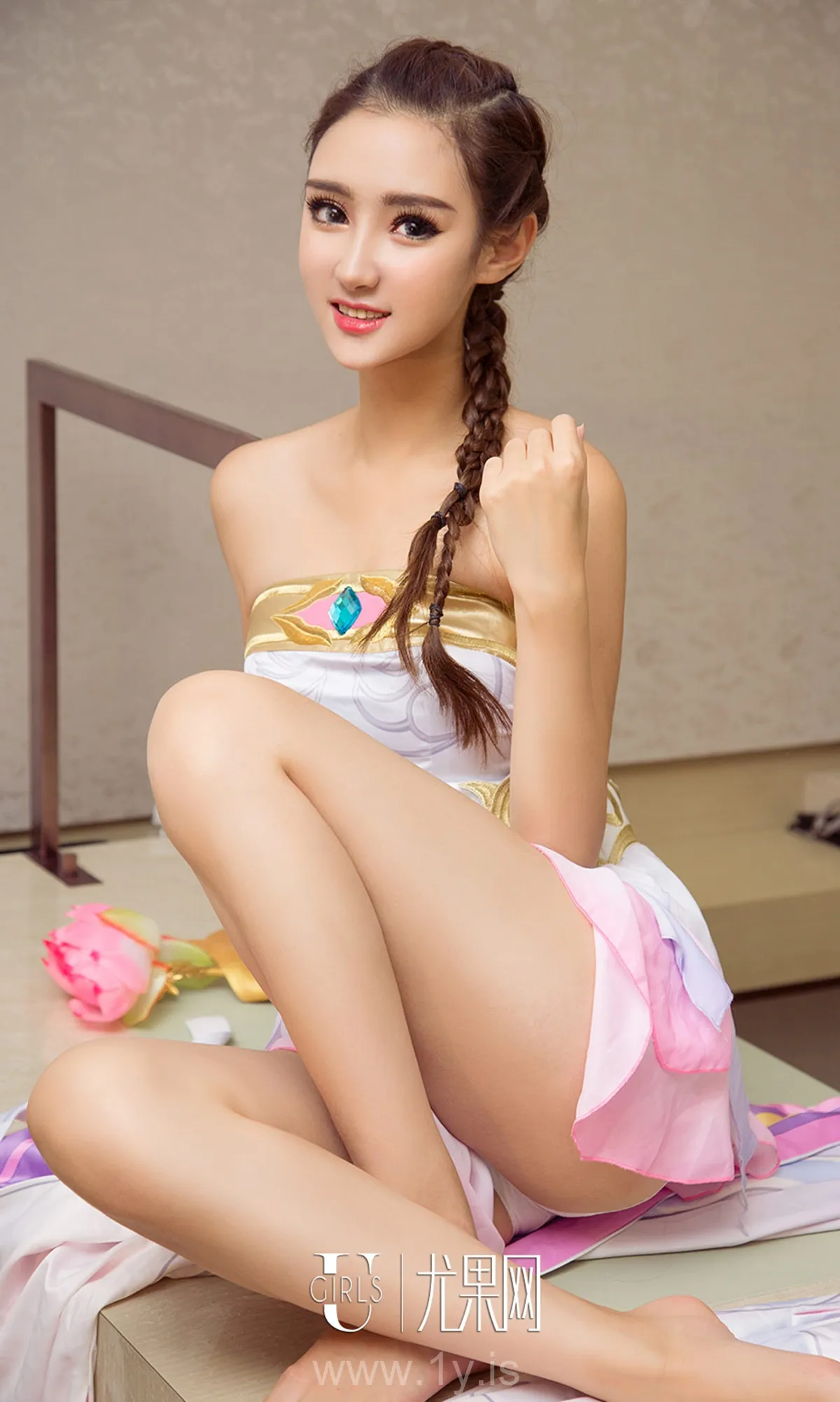 UGIRLS NO.926 Beautiful & Well Done Chinese Peri 子书洛