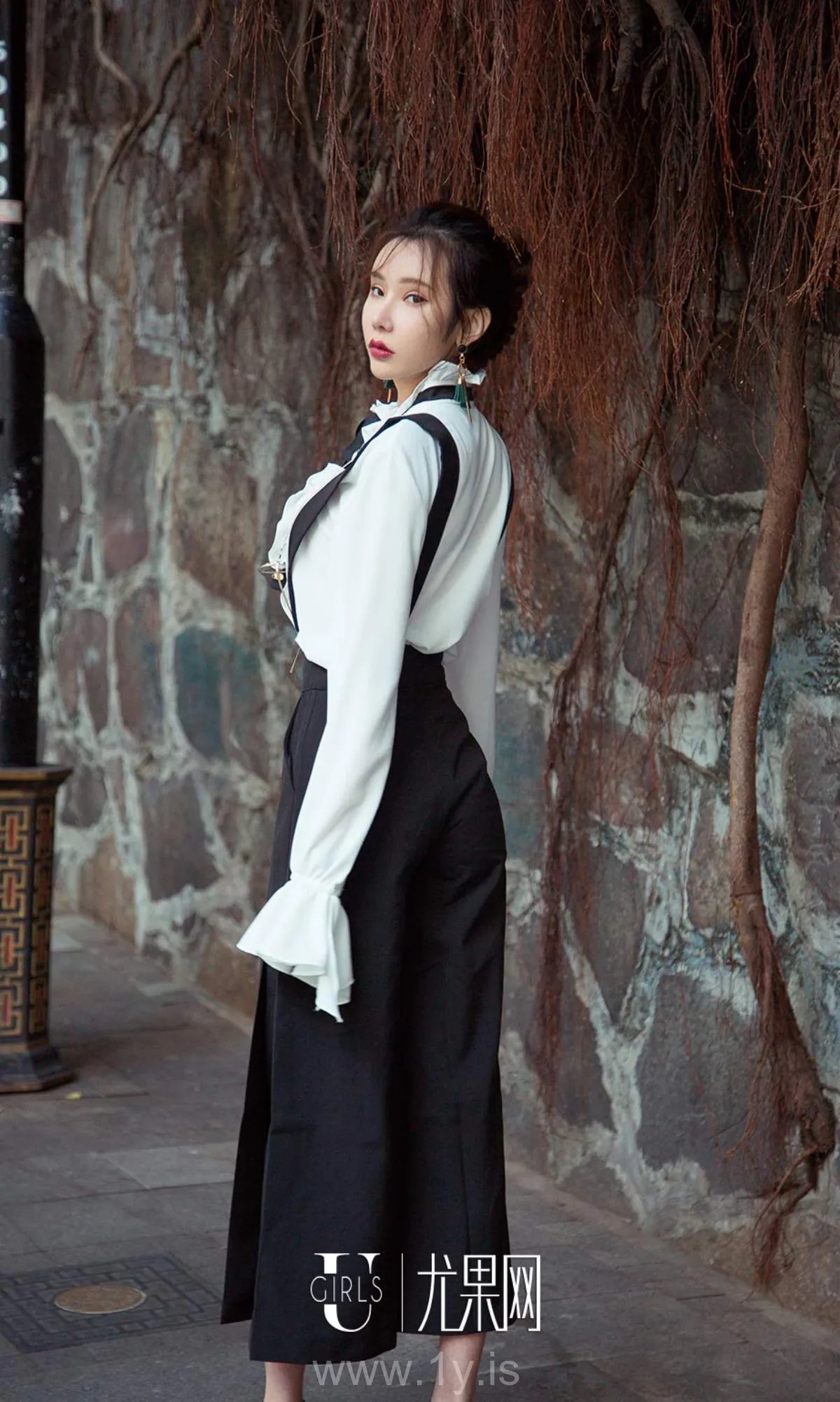 UGIRLS NO.969 Well Done Chinese Cutie 萌琪琪