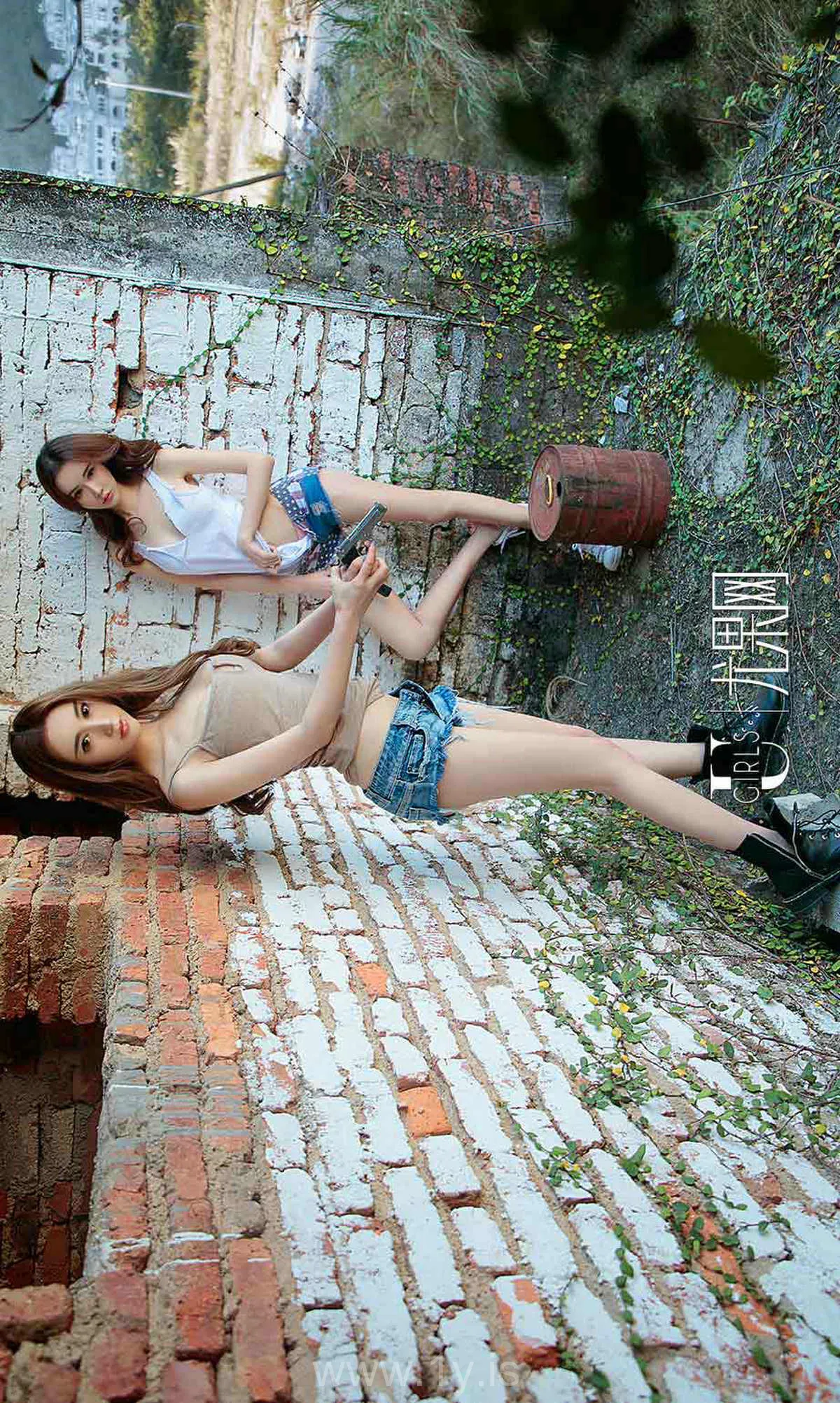 UGIRLS NO.983 Well-developed & Trendy Chinese Goddess 萌琪琪&程梓