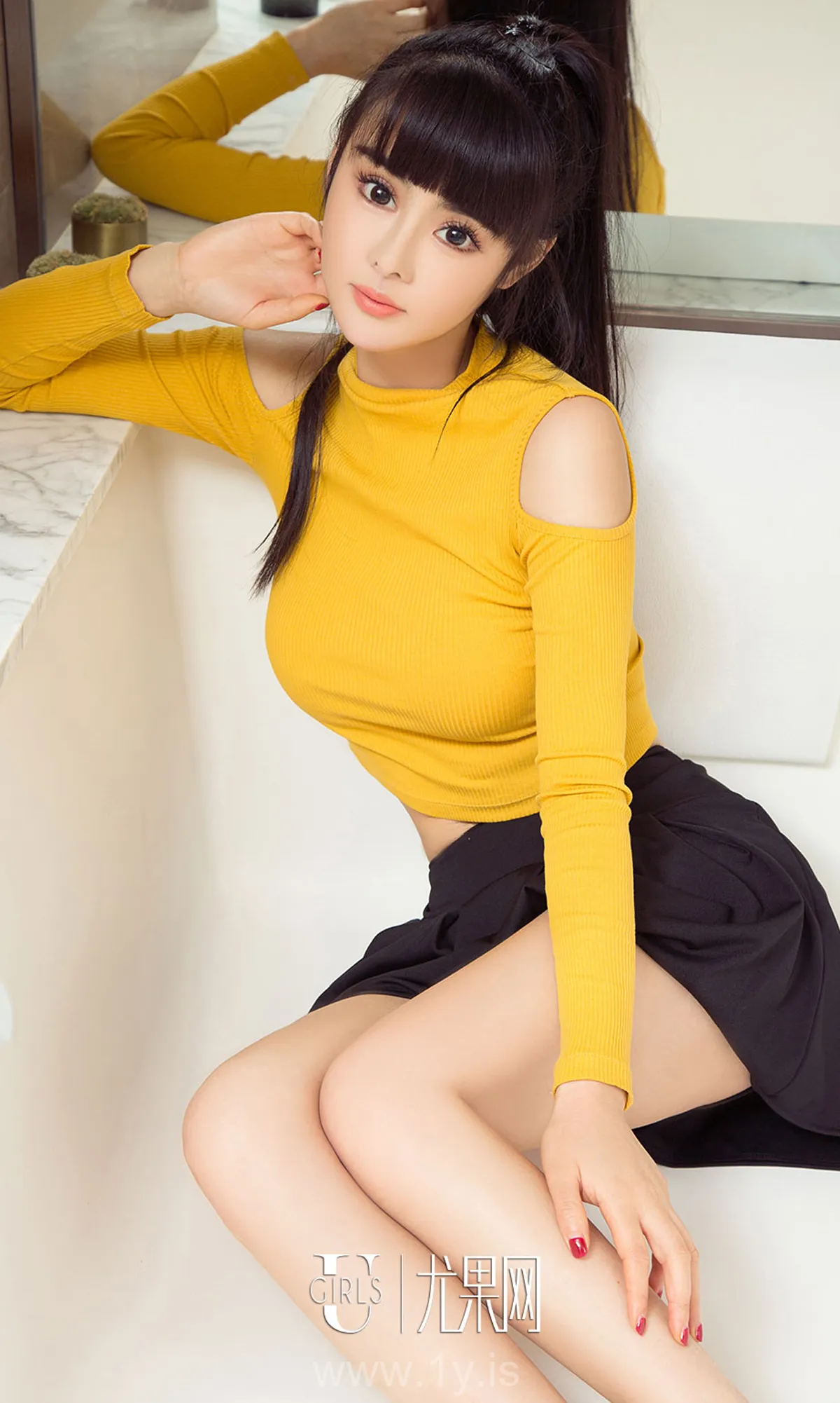 UGIRLS NO.1014 Well-developed & Beautiful Chinese Girl 小凡