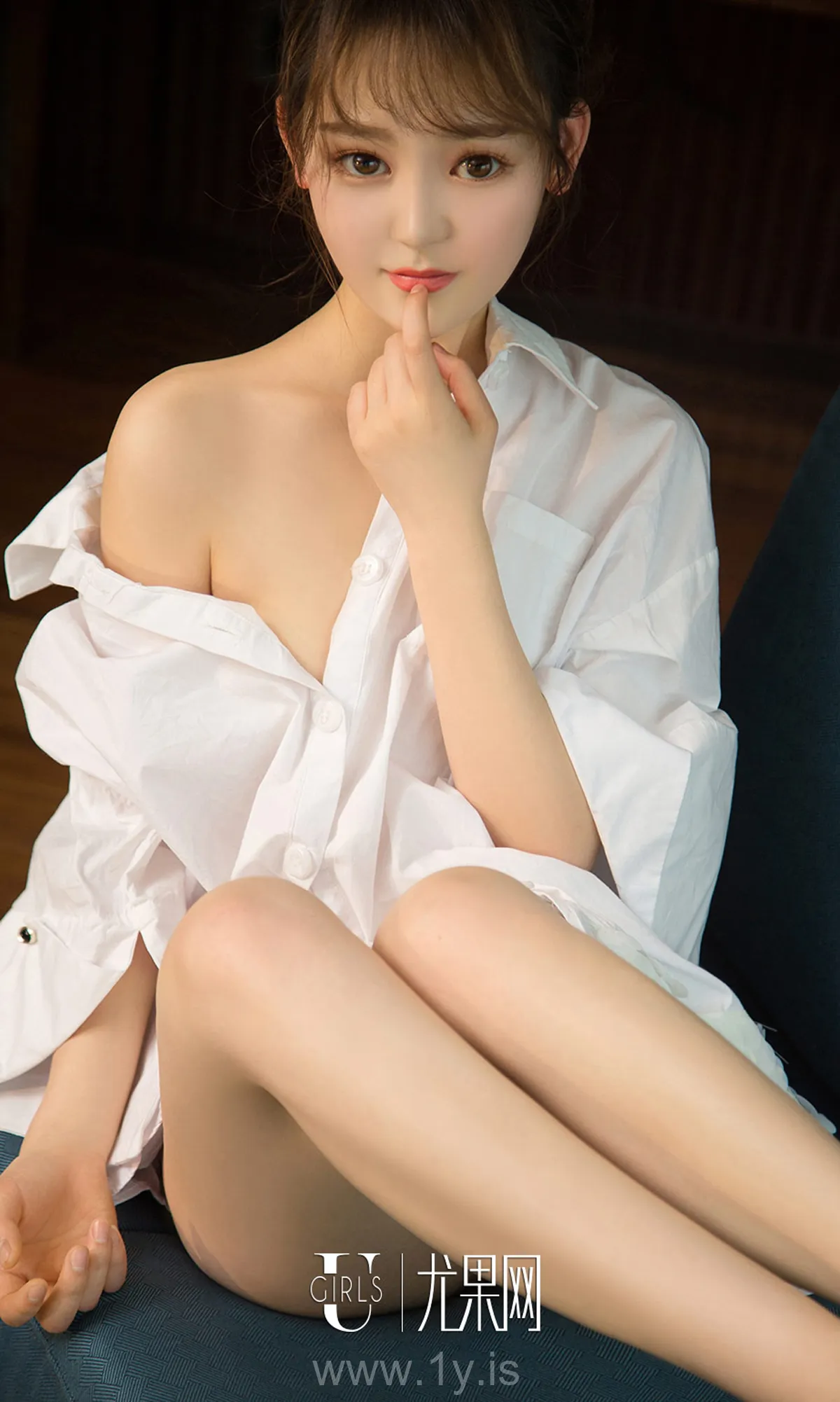 UGIRLS NO.1050 Delightful Chinese Homebody Girl Nancy