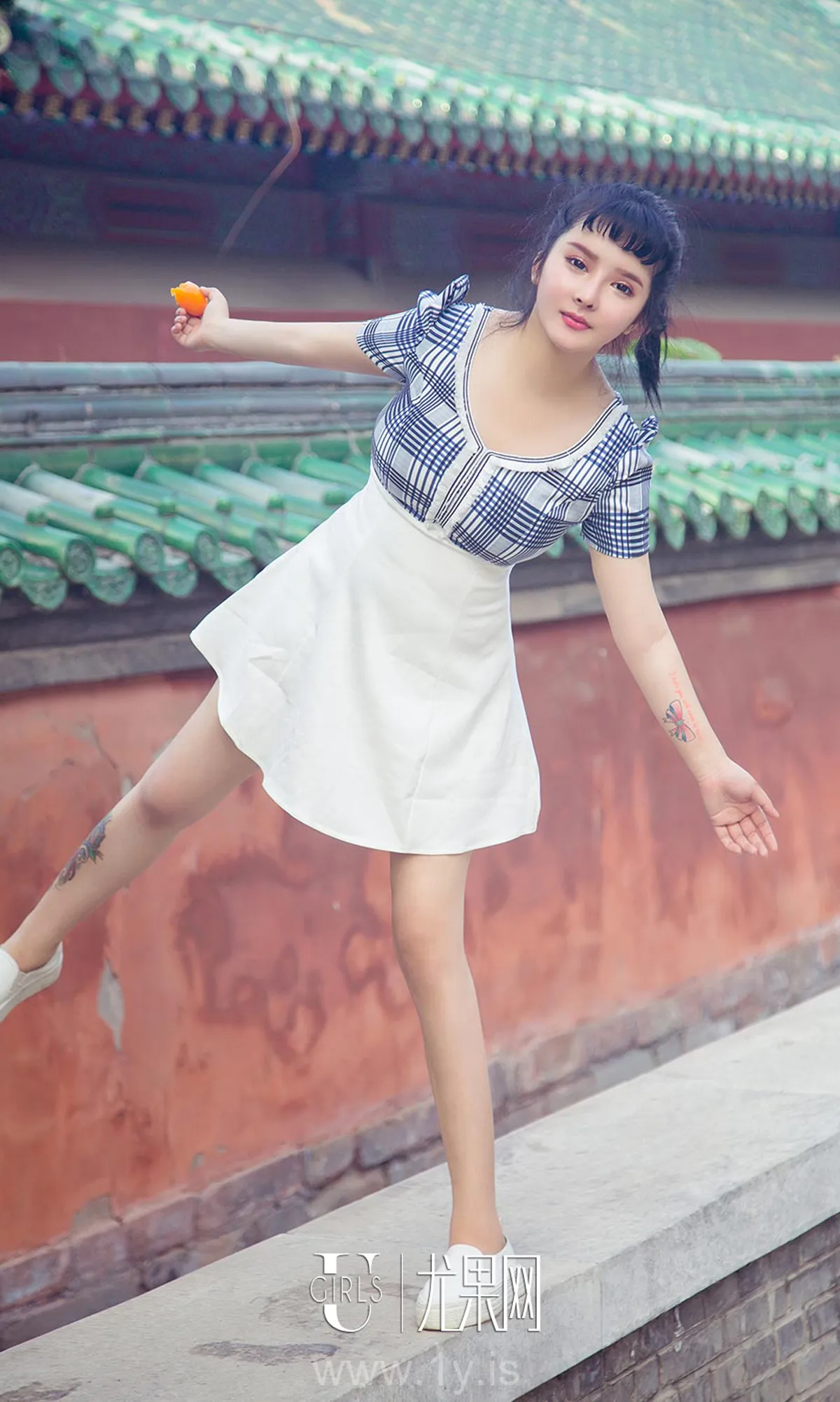 UGIRLS NO.1111 Graceful Chinese Chick 杨漫妮