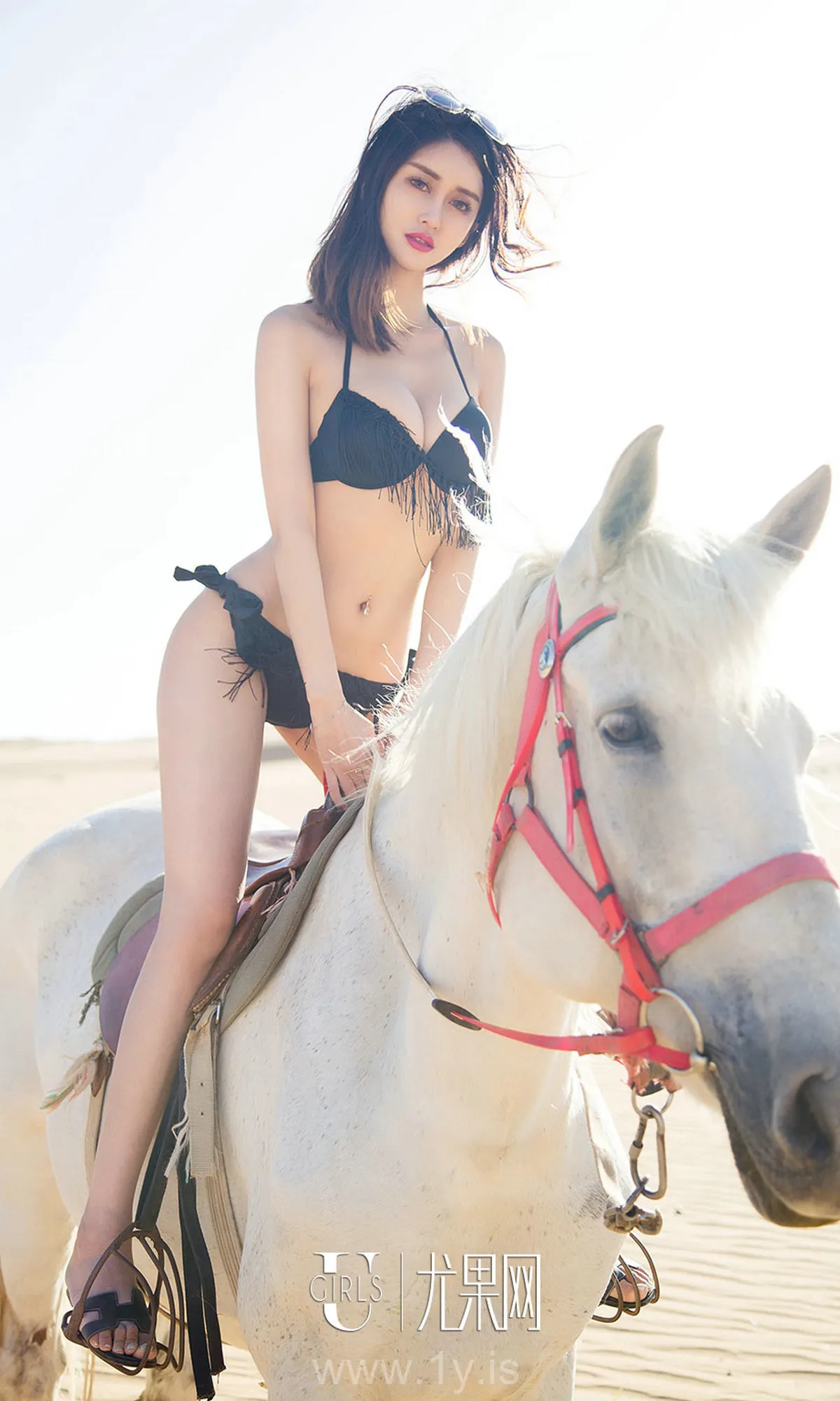 UGIRLS NO.1118 Pretty & Exquisite Chinese Women 田梓茵
