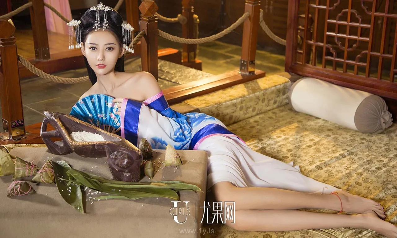 UGIRLS NO.1125 Beautiful & Slim Chinese Girl 肆意的端午