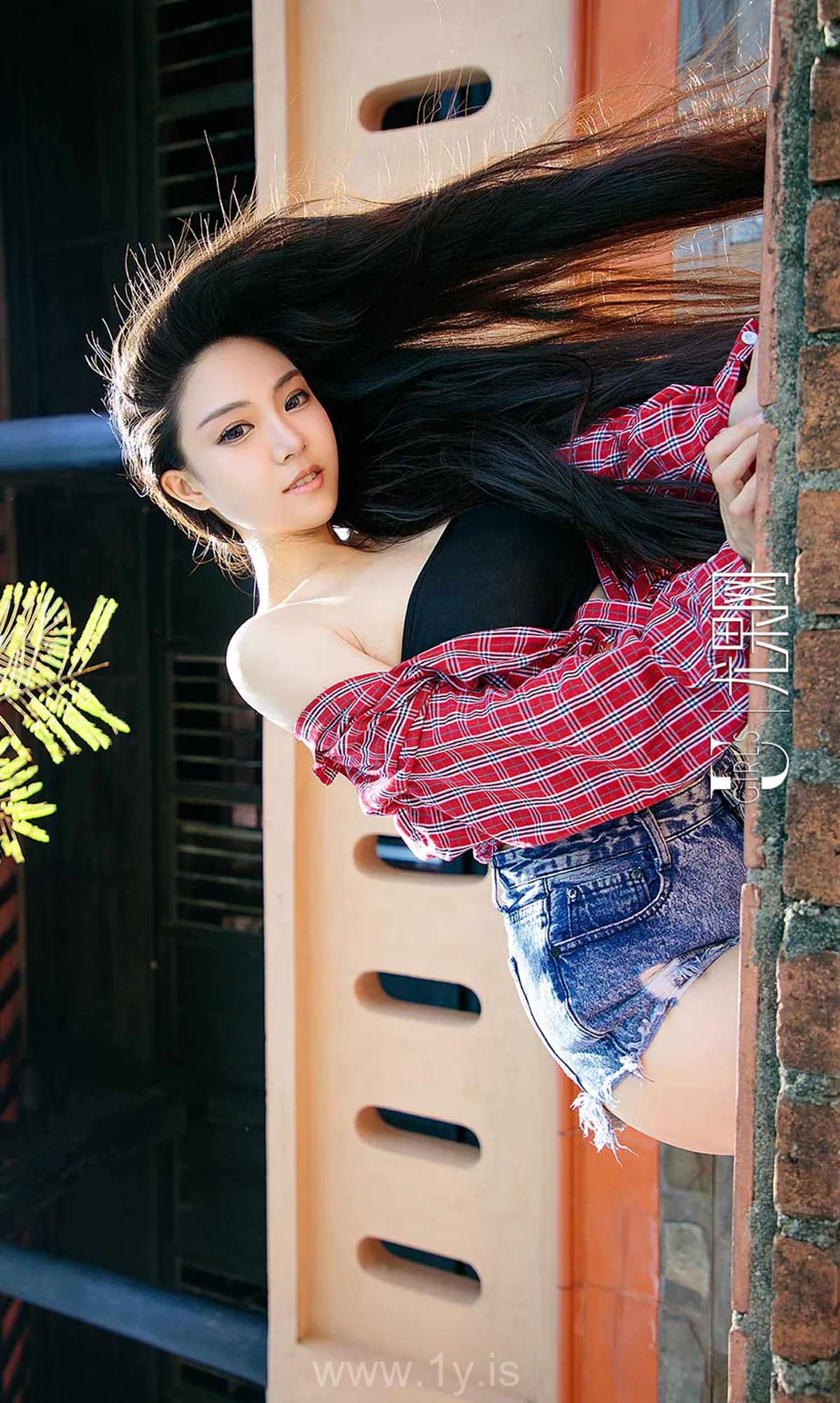 UGIRLS NO.1234 Gorgeous & Fashionable Chinese Babe 许文婷