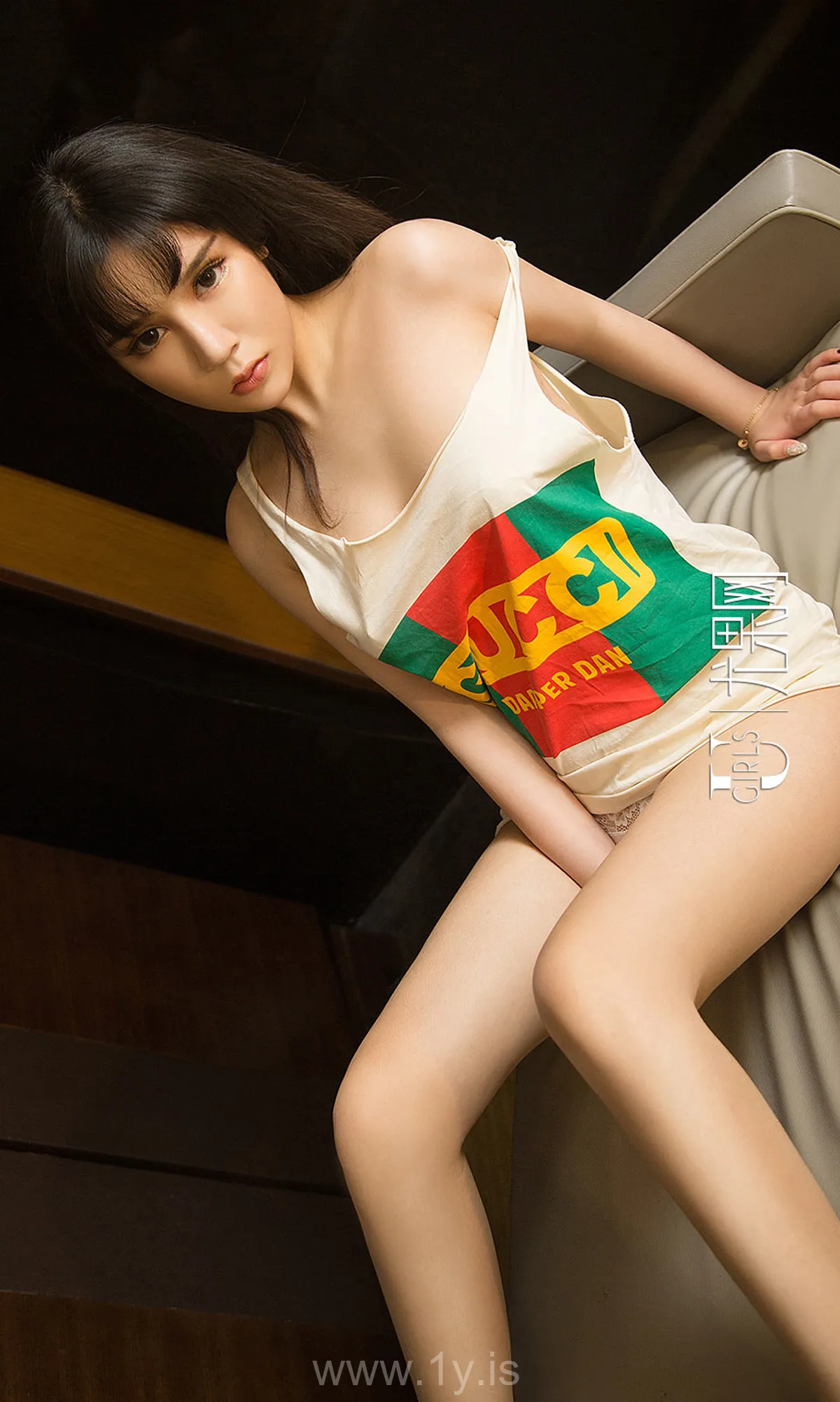 UGIRLS NO.1241 Classy Chinese Chick 乔羽羽