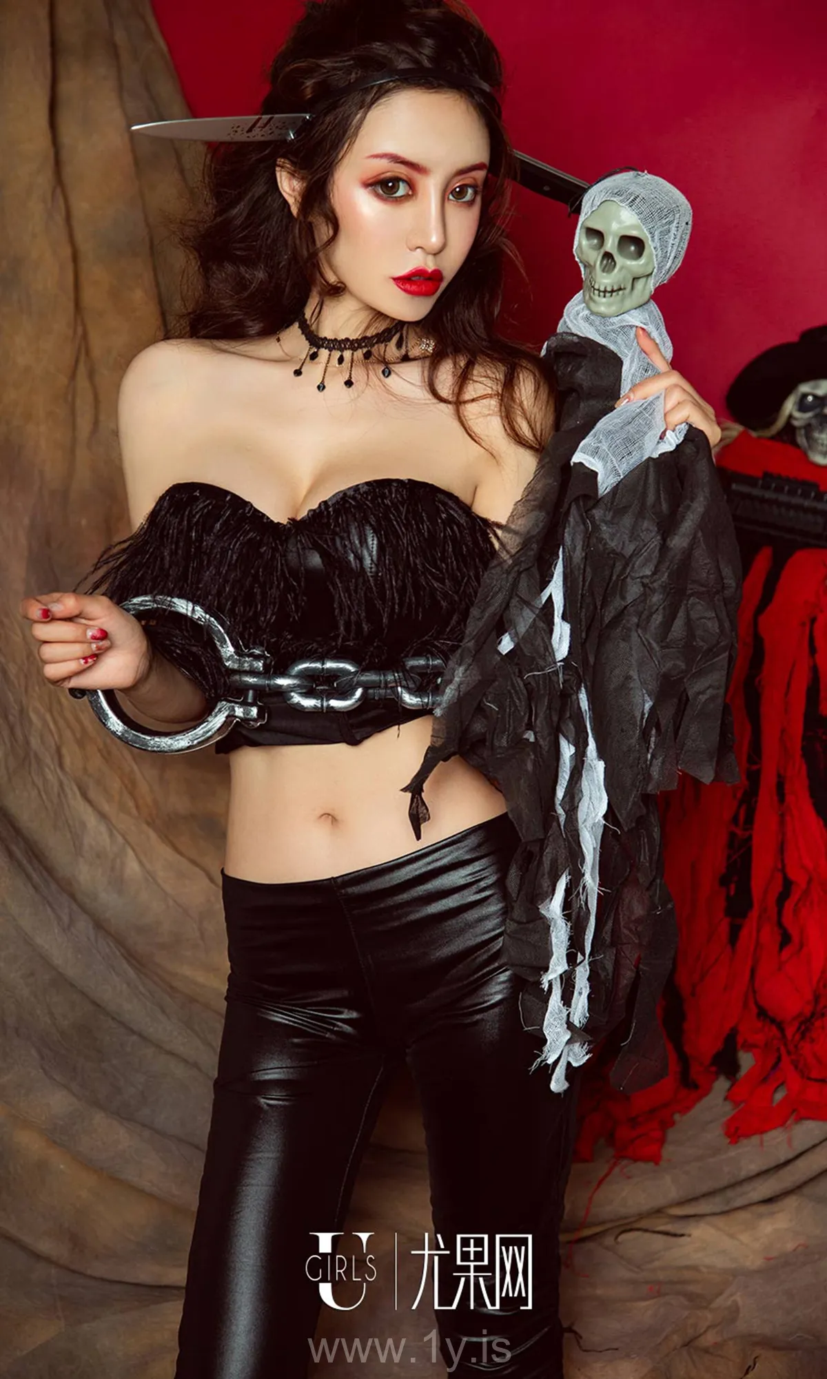 UGIRLS NO.1260 Well-developed Chinese Mature Princess Angela楚楚性感一吓