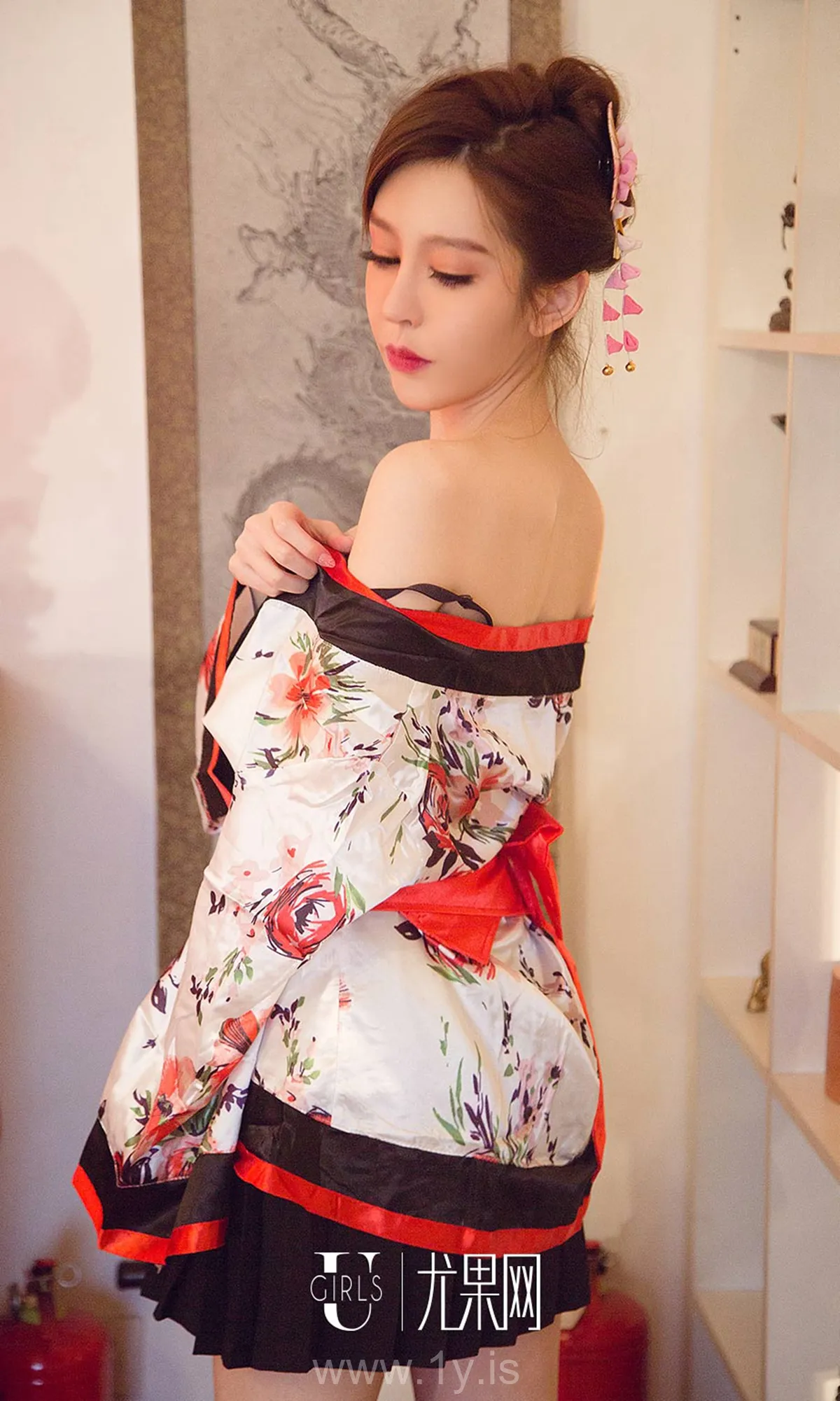 UGIRLS NO.1321 Gorgeous & Pretty Chinese Jade 极乐之境