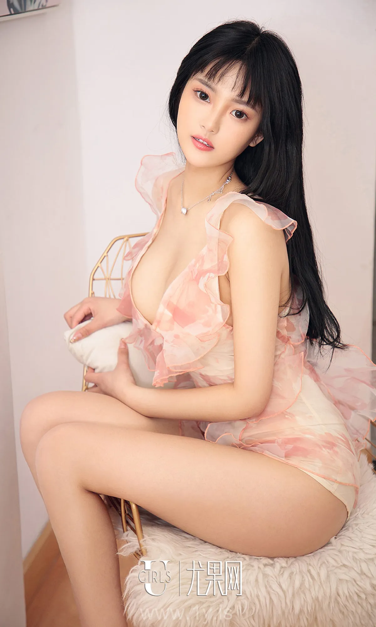 UGIRLS NO.1323 Attractive Chinese Jade 桃子