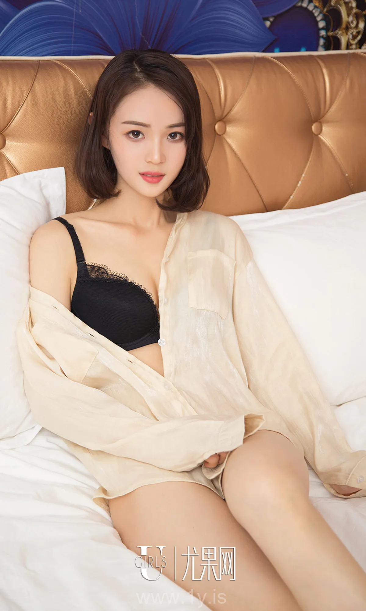 UGIRLS NO.1325 Good-looking Chinese Peri 筱筱甜