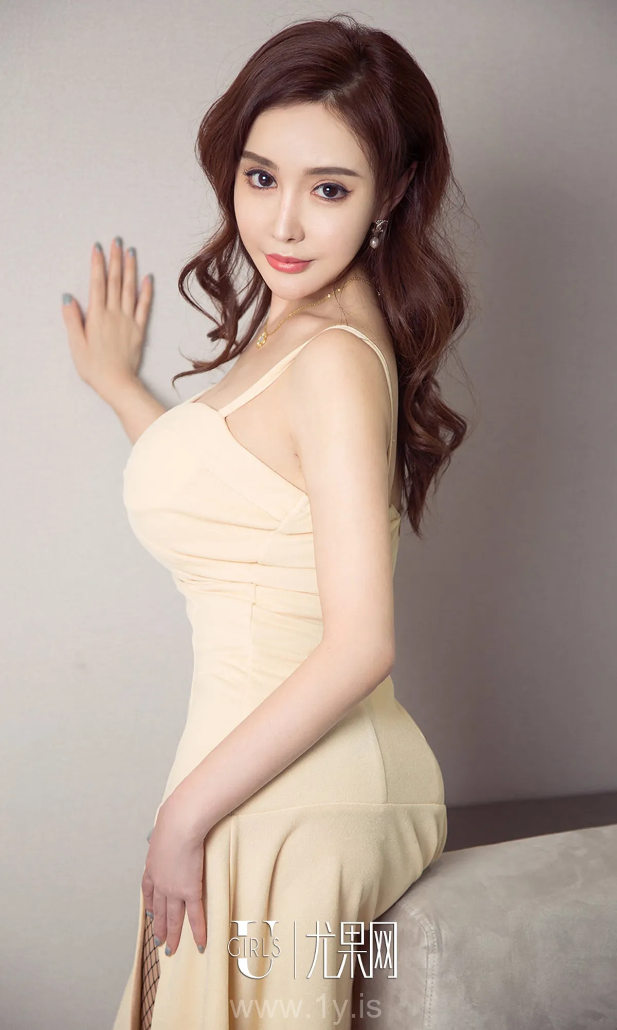 UGIRLS NO.1342 Stunning Chinese Cutie 林依娜芭比兔