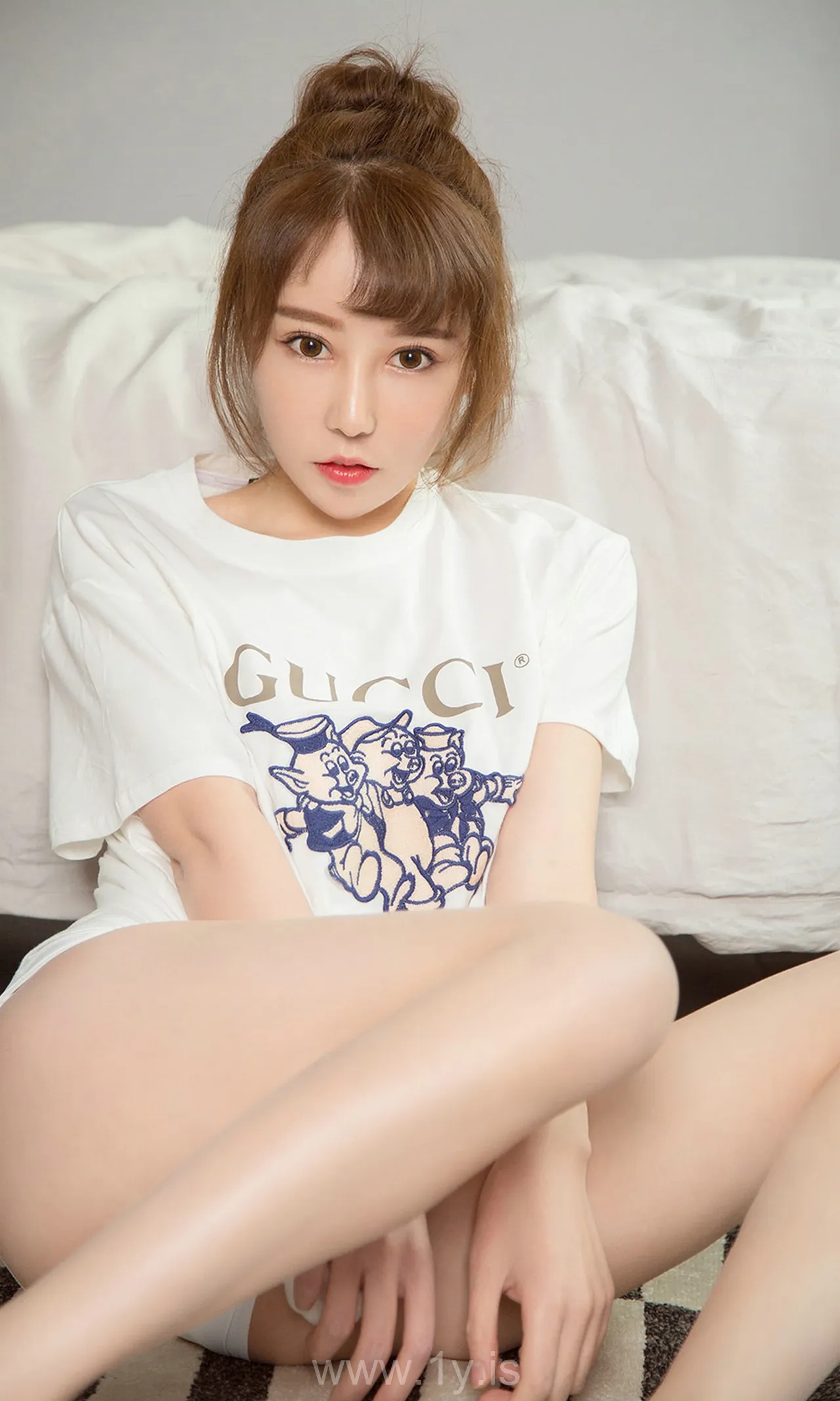 UGIRLS NO.1414 Lovely Chinese Homebody Girl 夏瑶少女不思议