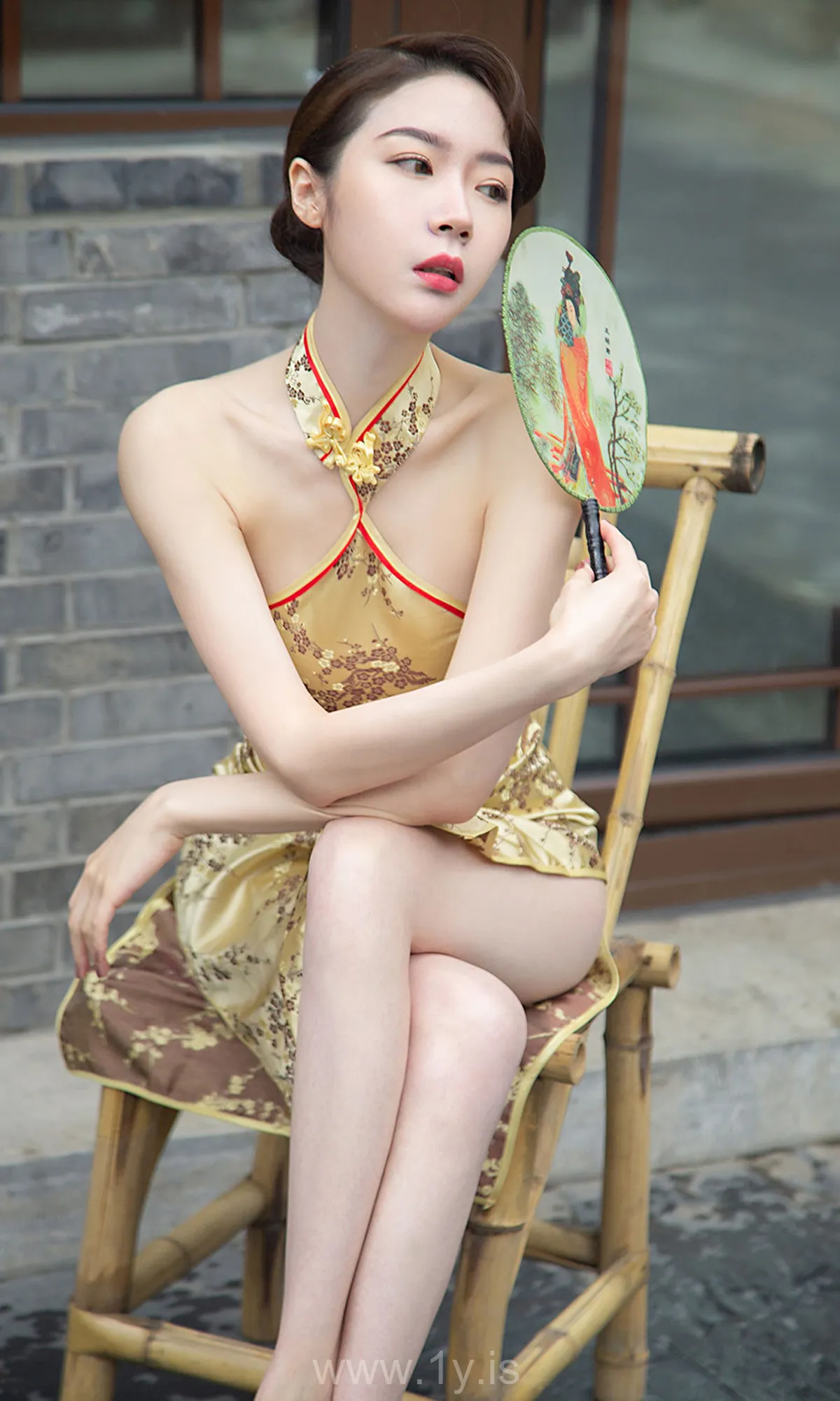 UGIRLS NO.1442 Gorgeous Chinese Mature Princess 梦心玥恍惚的感情