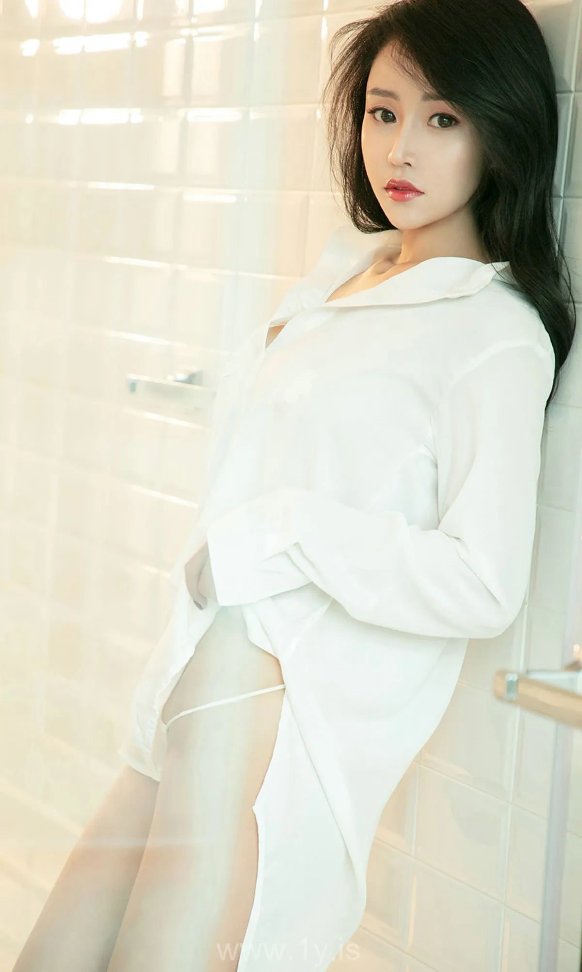 UGIRLS NO.1459 Pretty & Slender Chinese Homebody Girl 恋爱节奏张馨彤