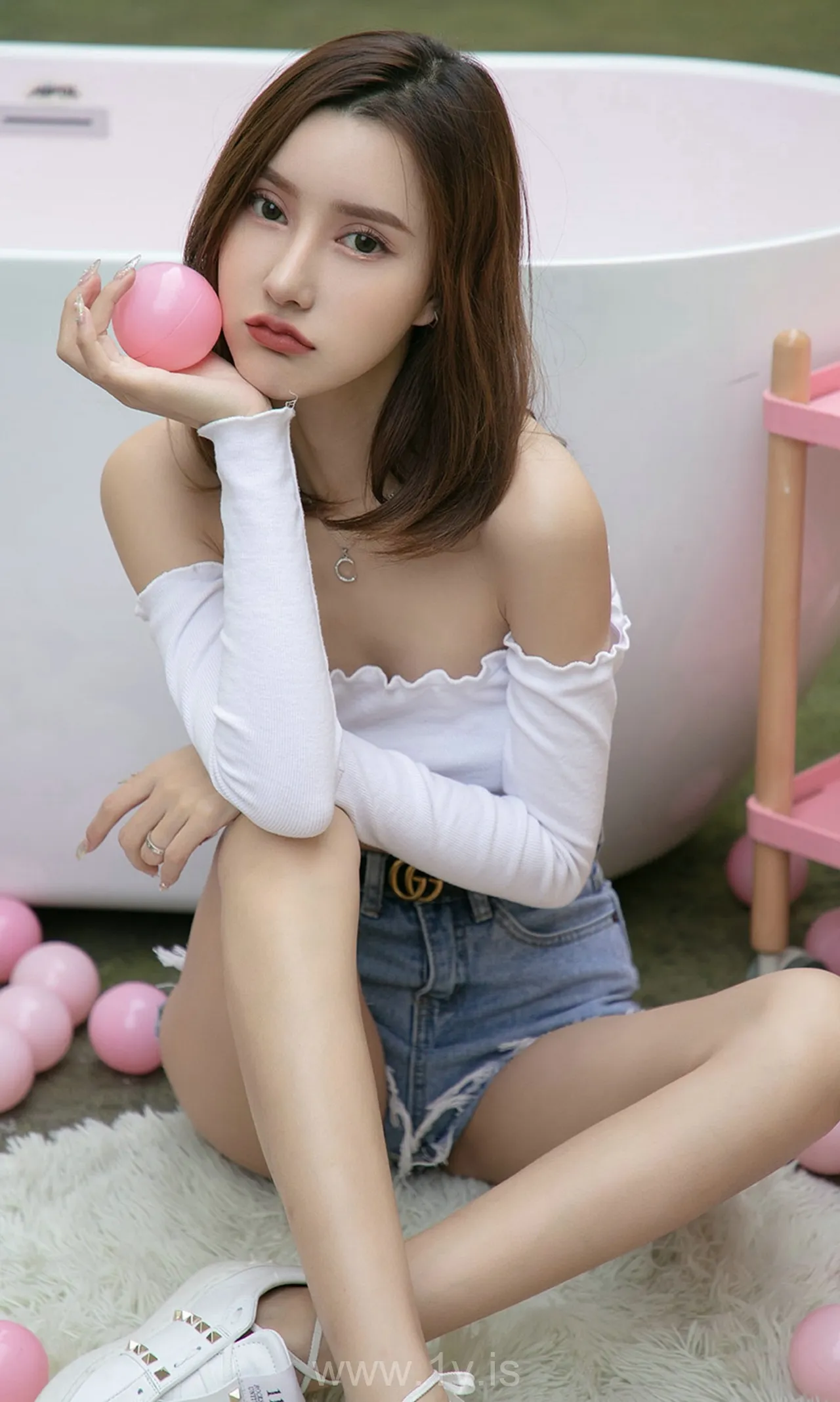 UGIRLS NO.1491 Adorable & Pretty Chinese Cutie M梦baby