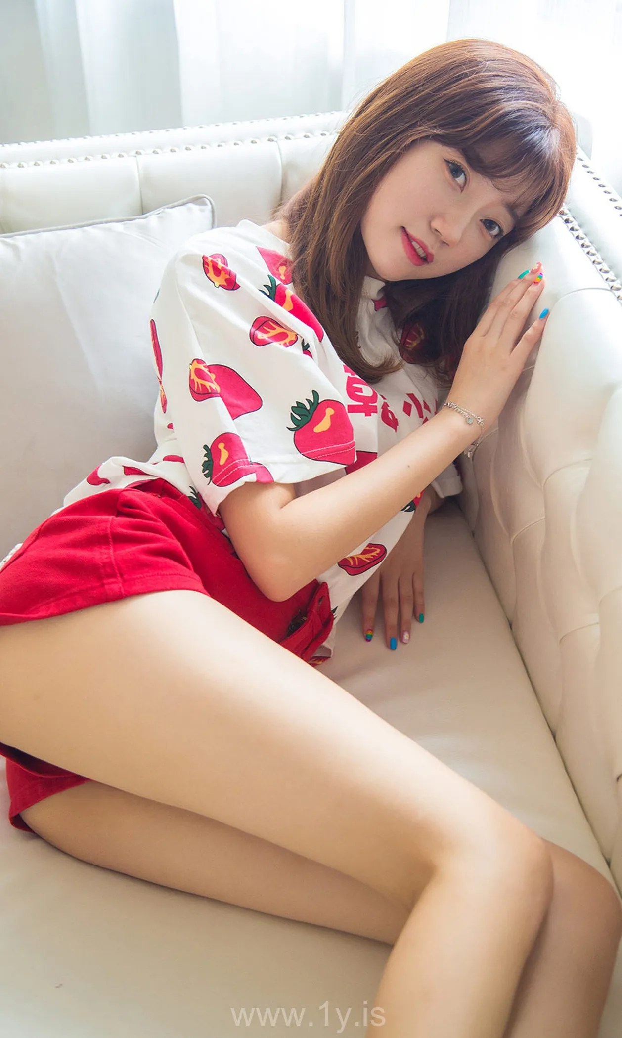 UGIRLS NO.1540 Adorable Chinese Women 甜心