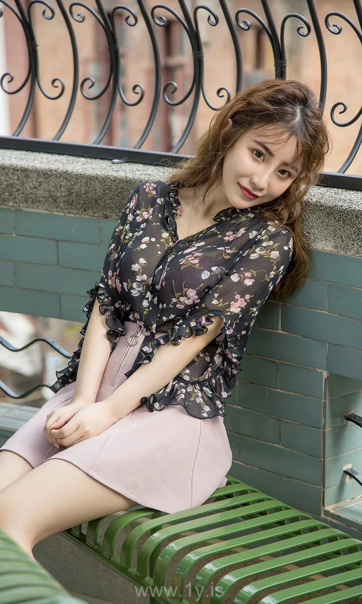 UGIRLS NO.1579 Appealing Chinese Belle 绯月樱Cherry