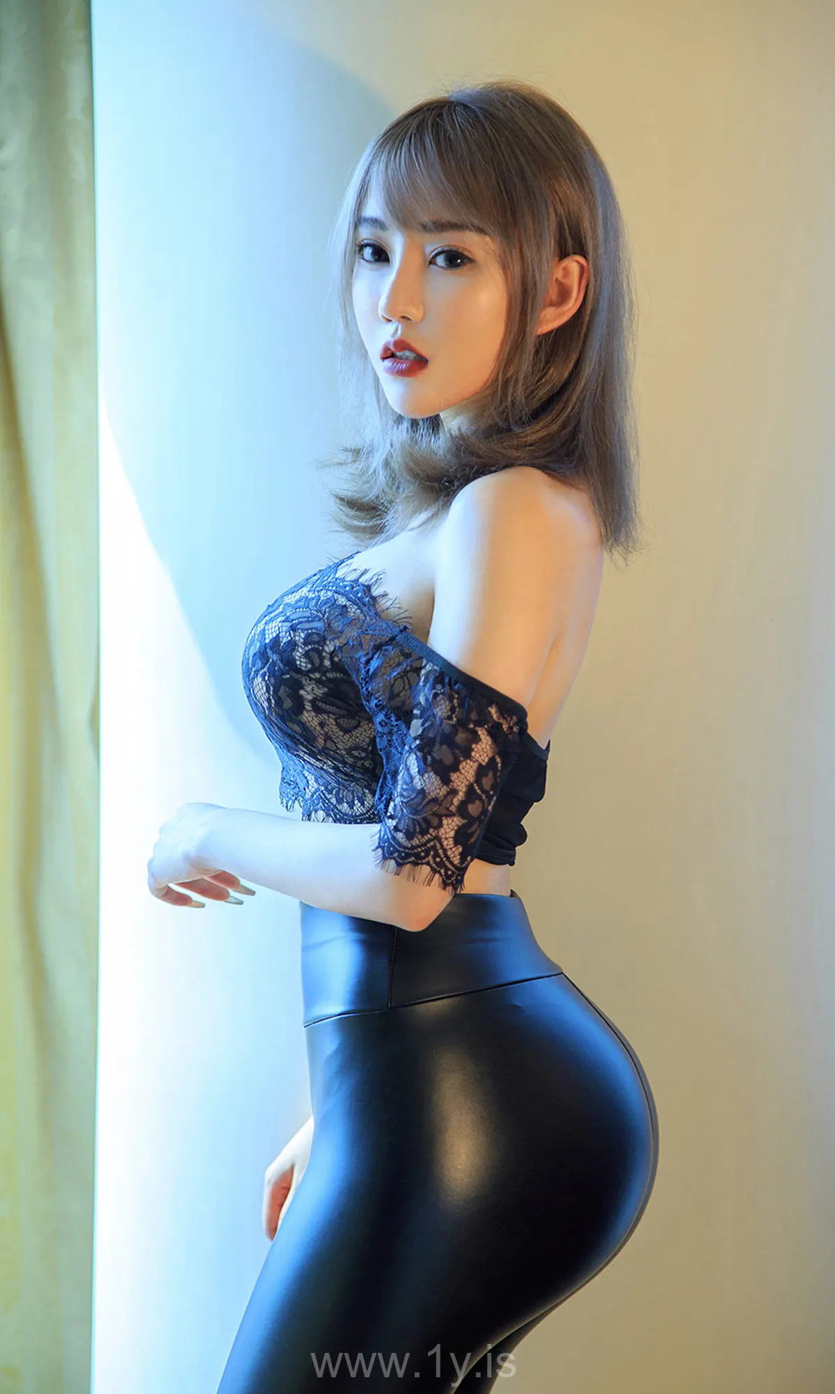 UGIRLS NO.1584 Sexy & Charming Chinese Women 萌汉药baby