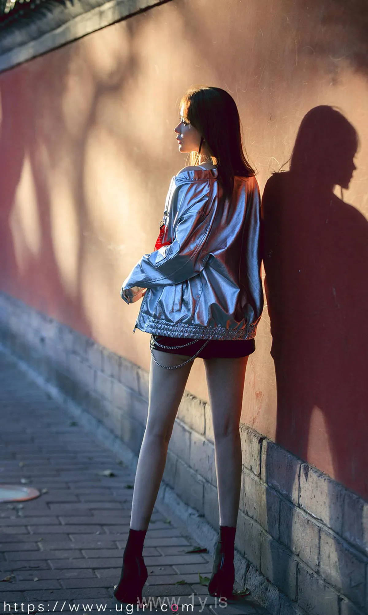 UGIRLS NO.1638 Fancy & Pretty Chinese Teen Coral《穿越我心中的每个角落》